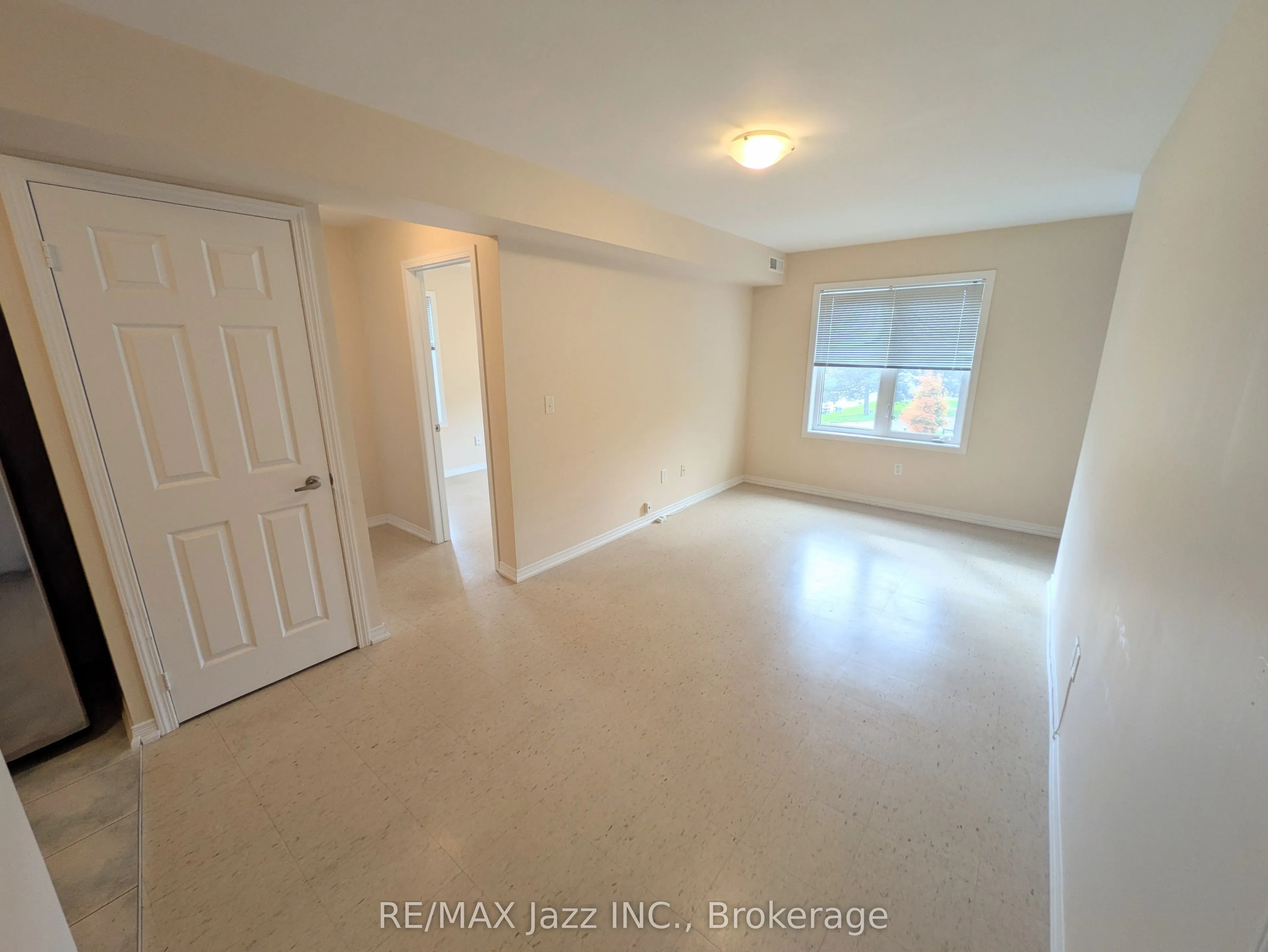 760 King Street E #203