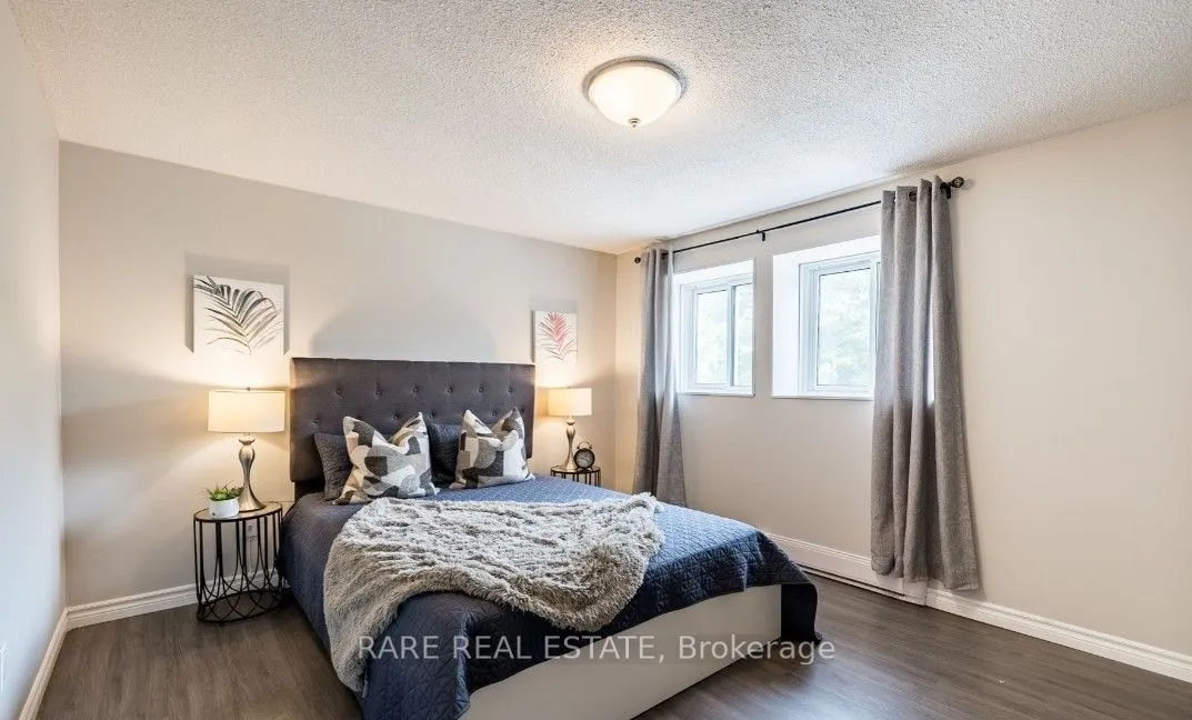 221 Ormond Drive #18
