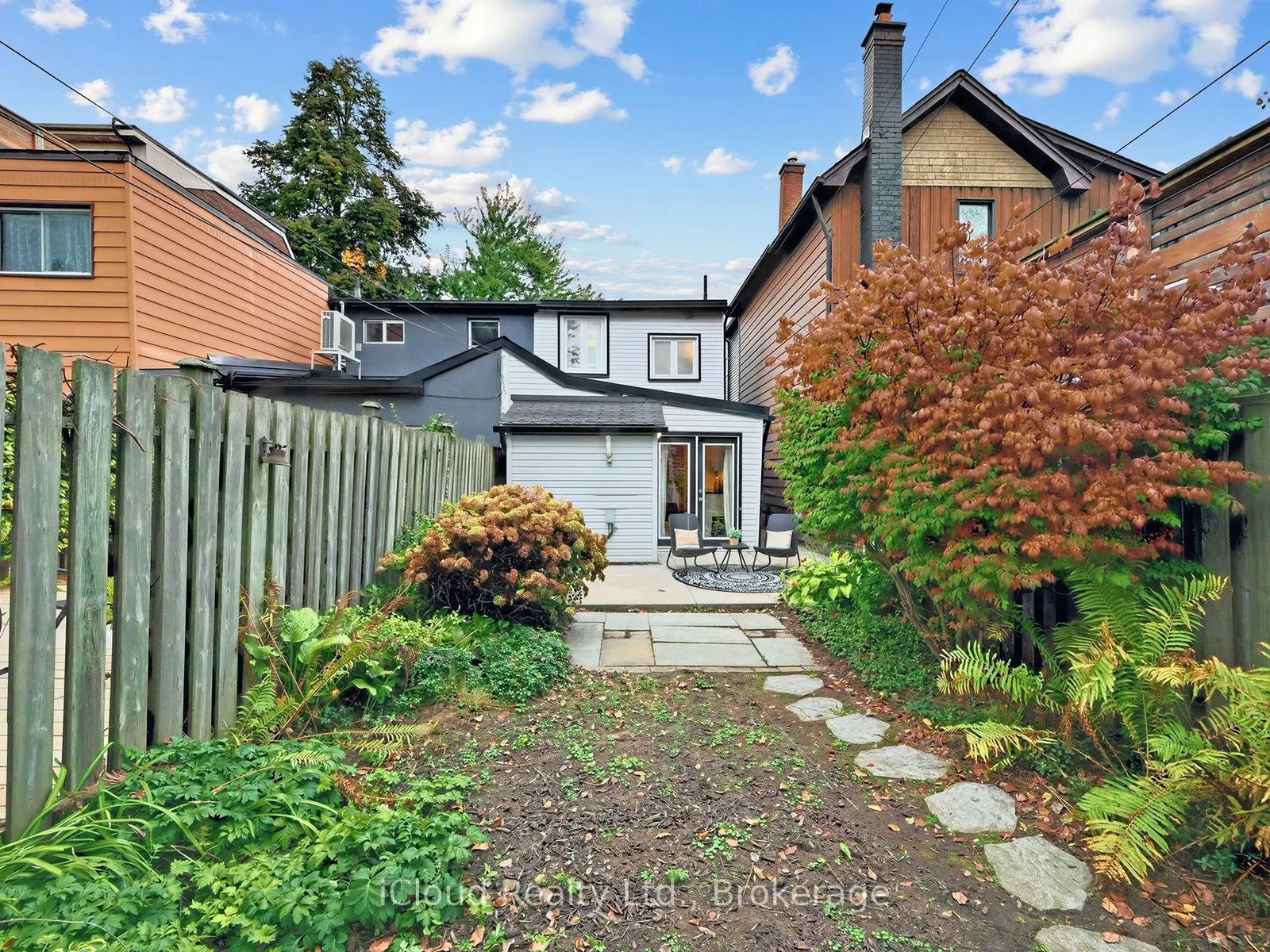 54 Arundel Avenue