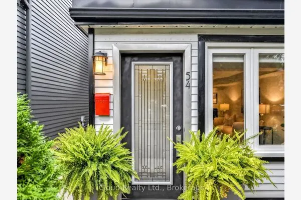 54 Arundel Avenue