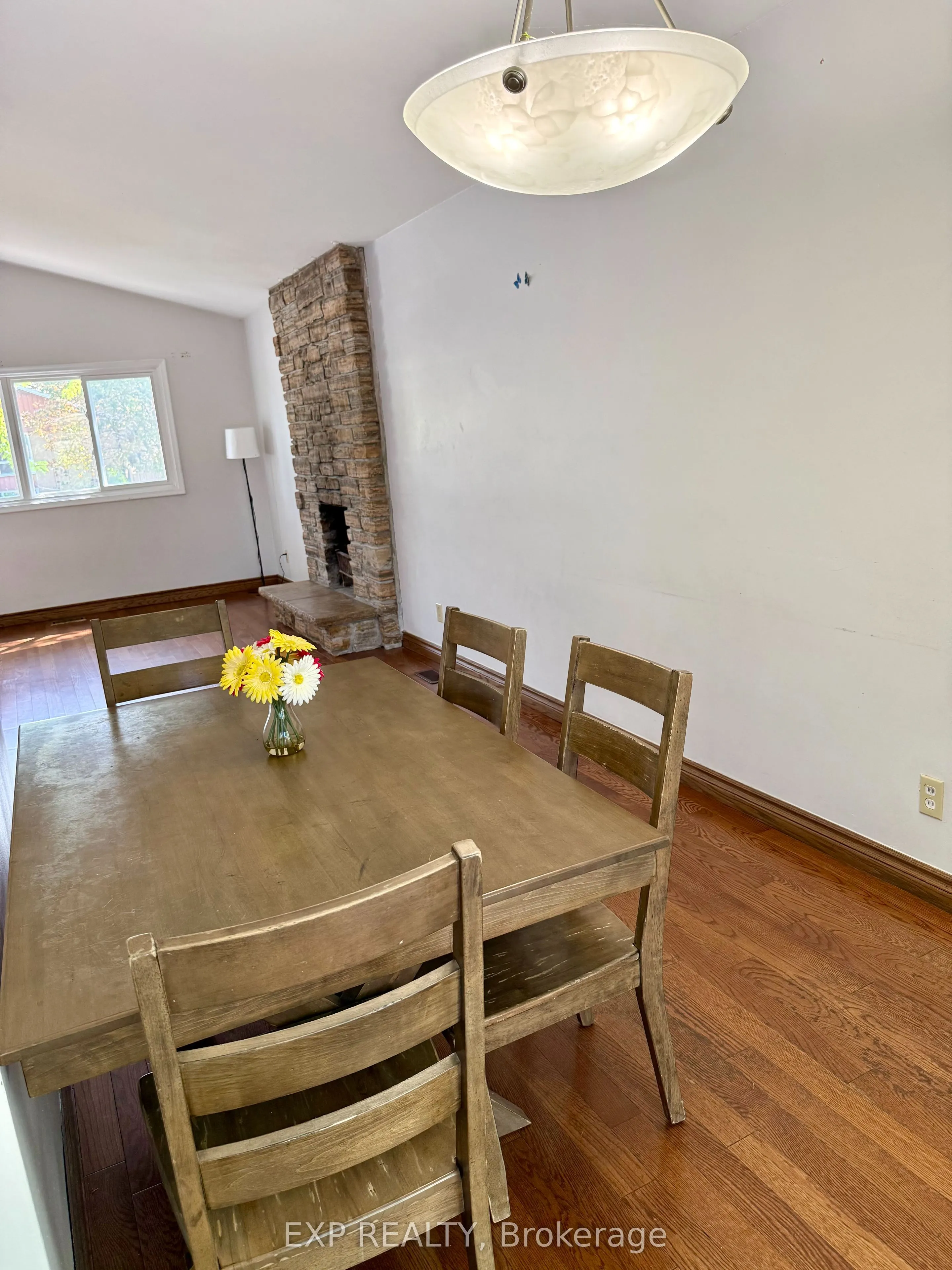6 Mid Pines Road #Upper