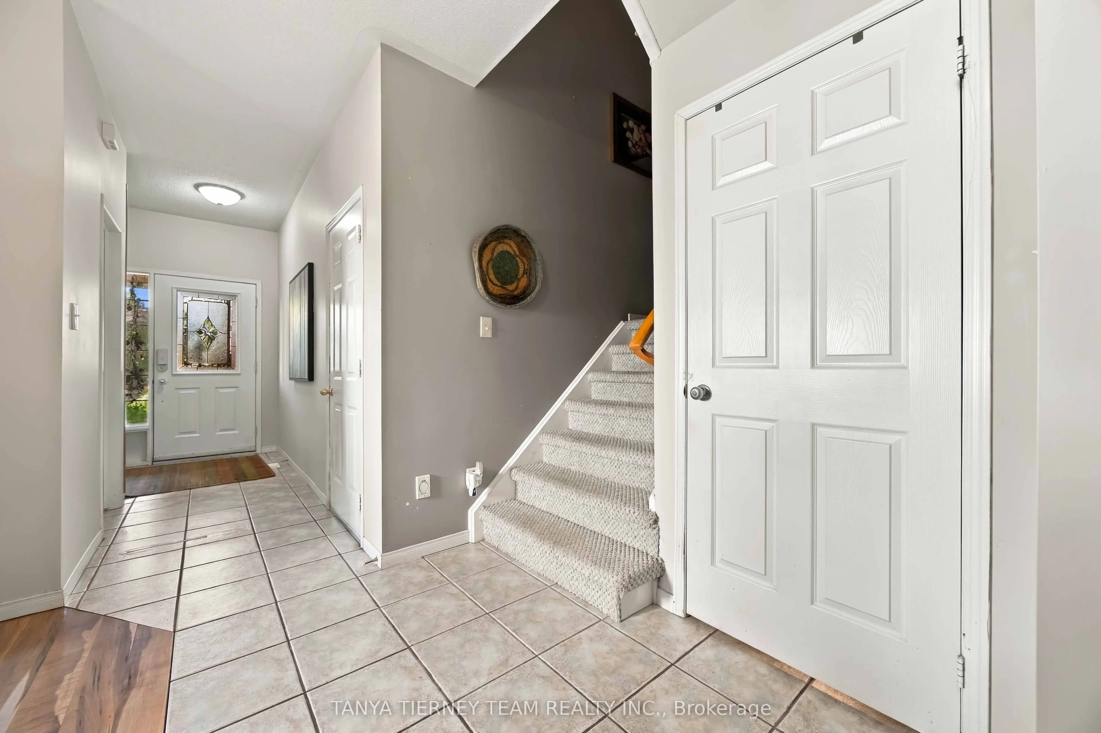 228 Shadow Place