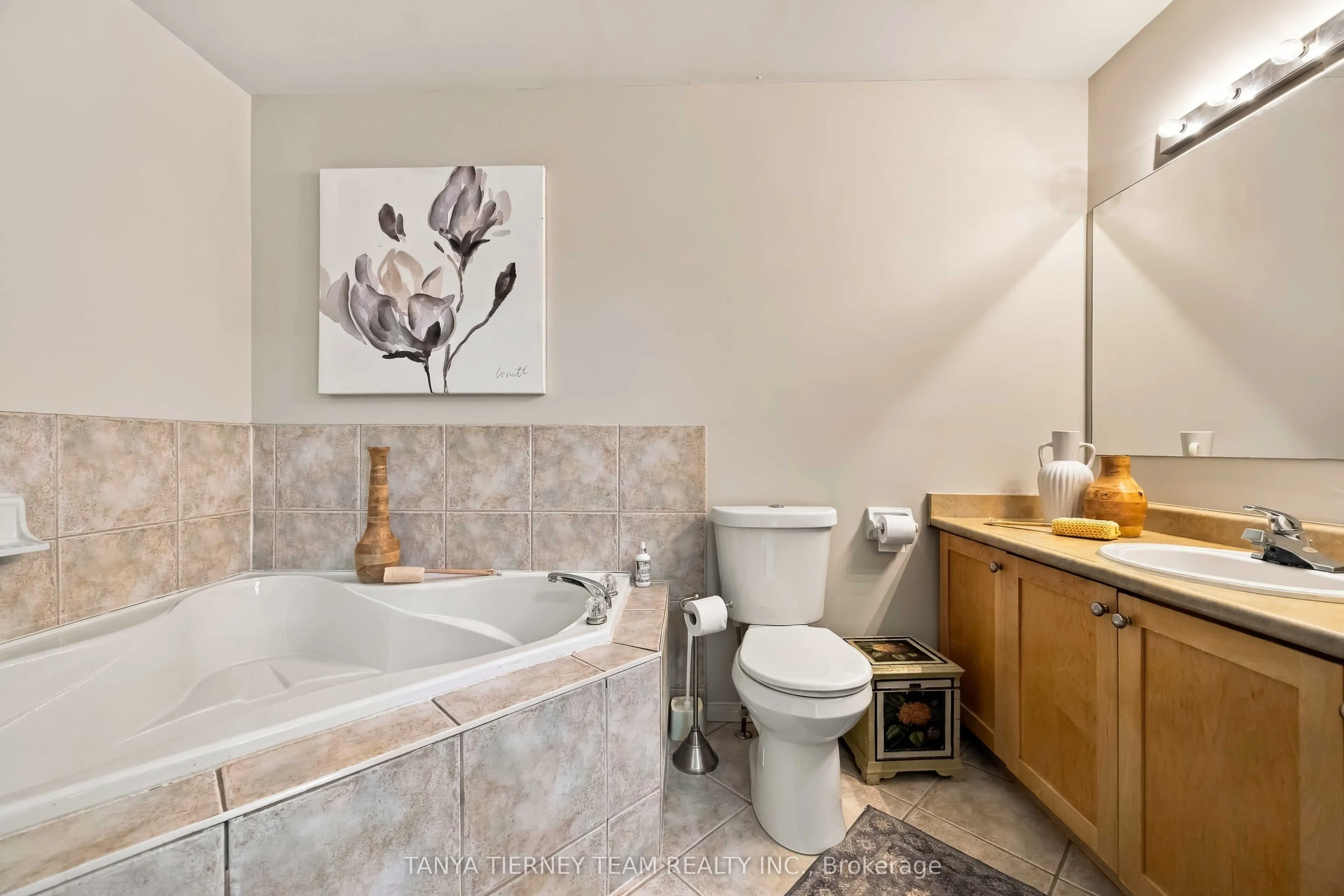 228 Shadow Place
