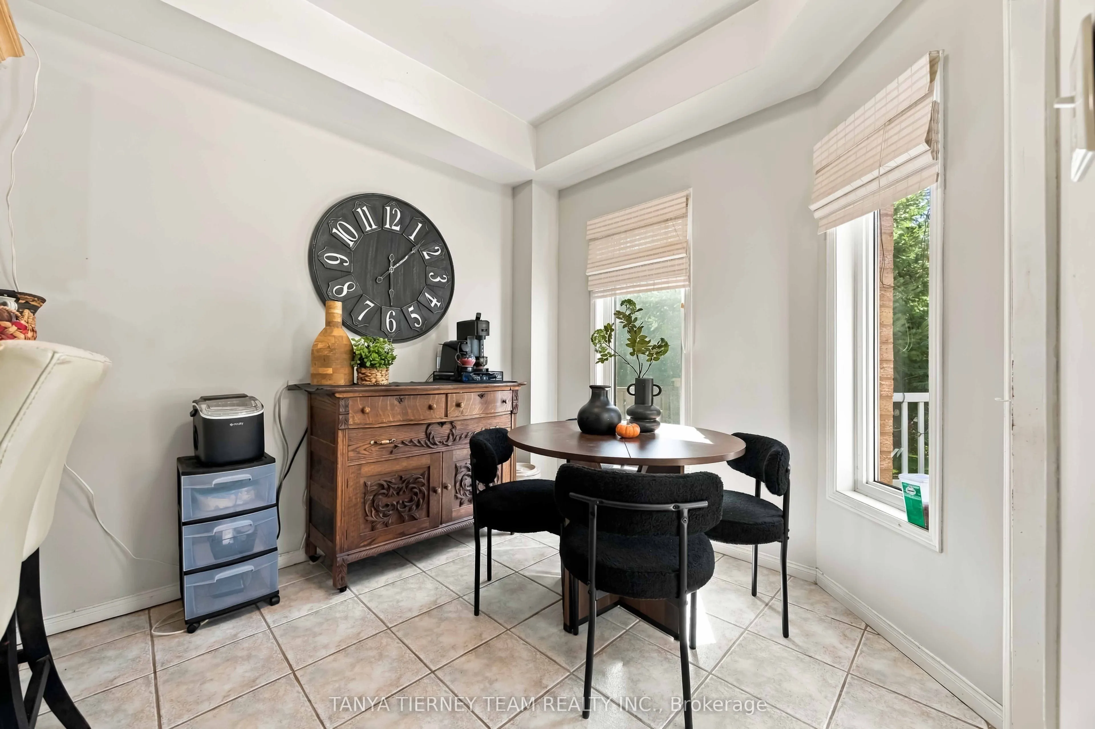 228 Shadow Place