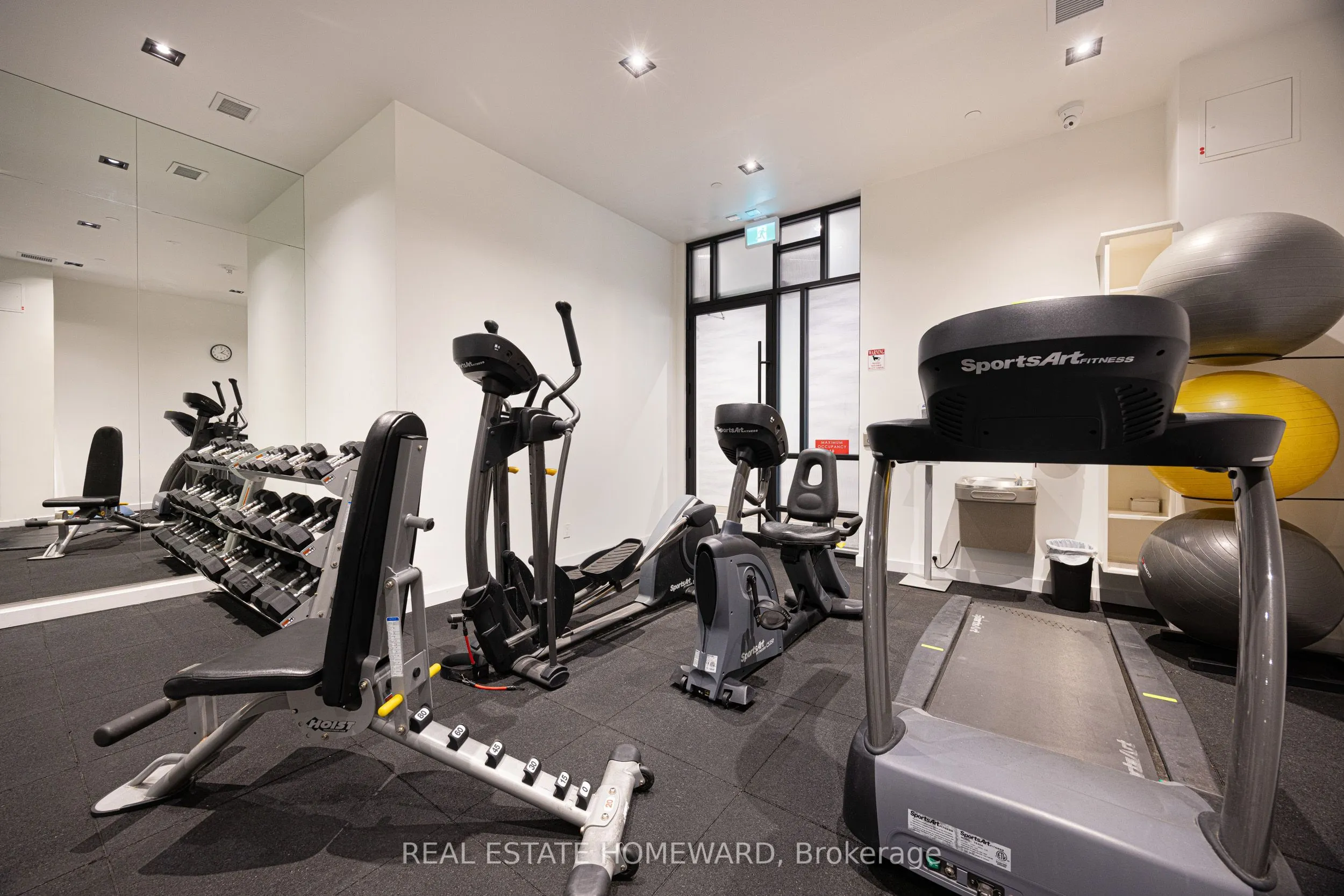 1630 Queen Street E #605