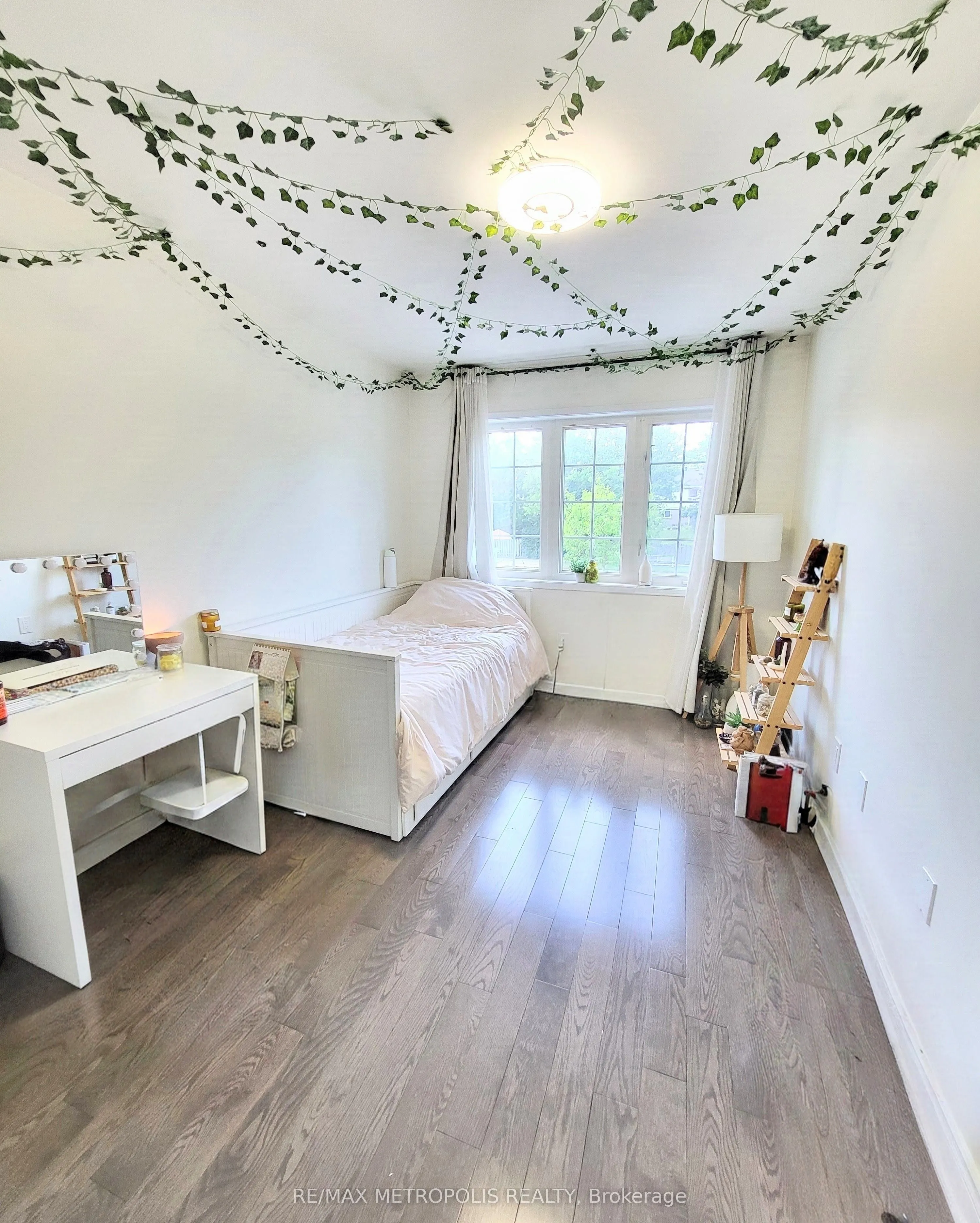435 Middlefield Road #12