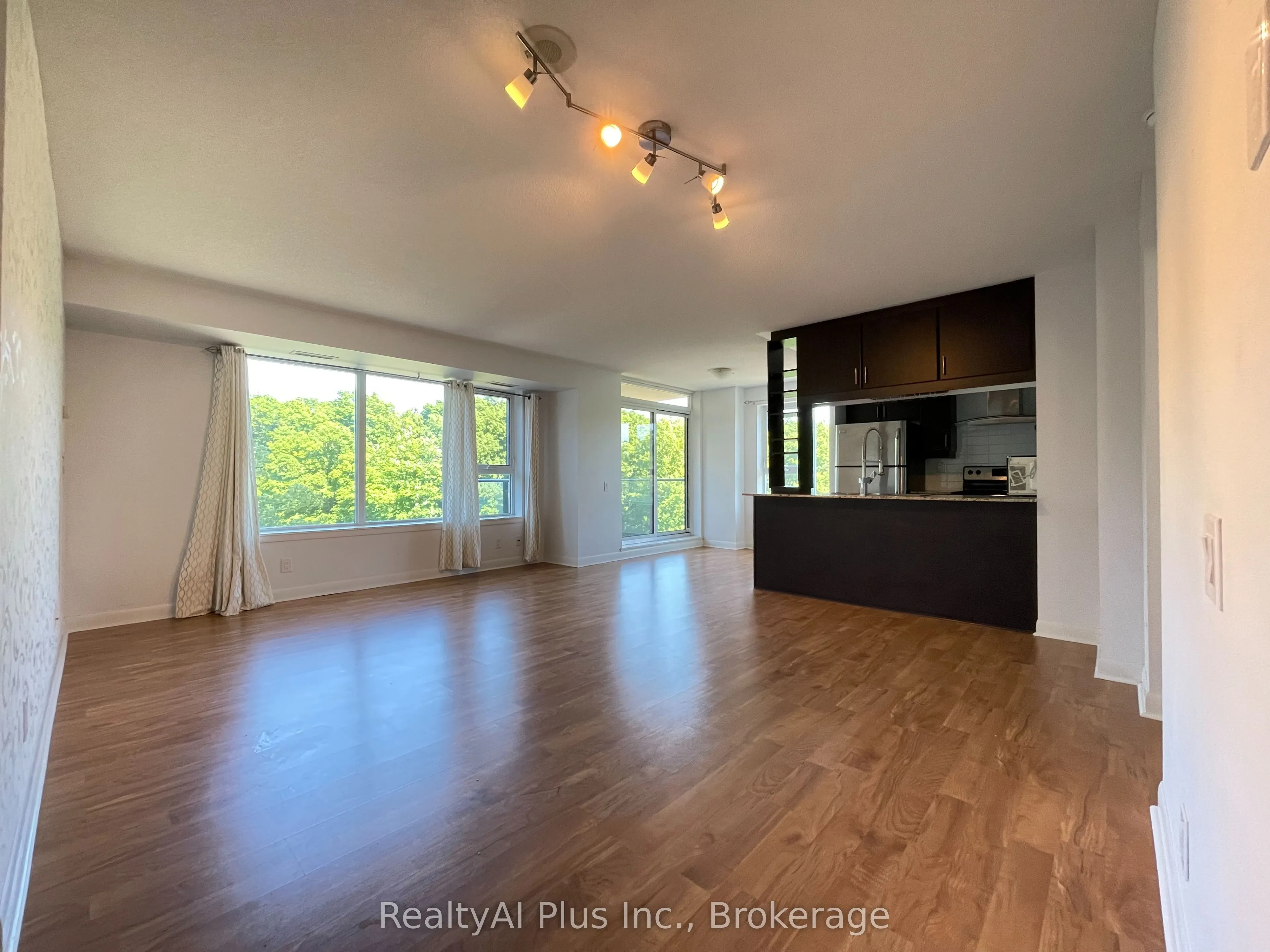 190 Borough Drive #805