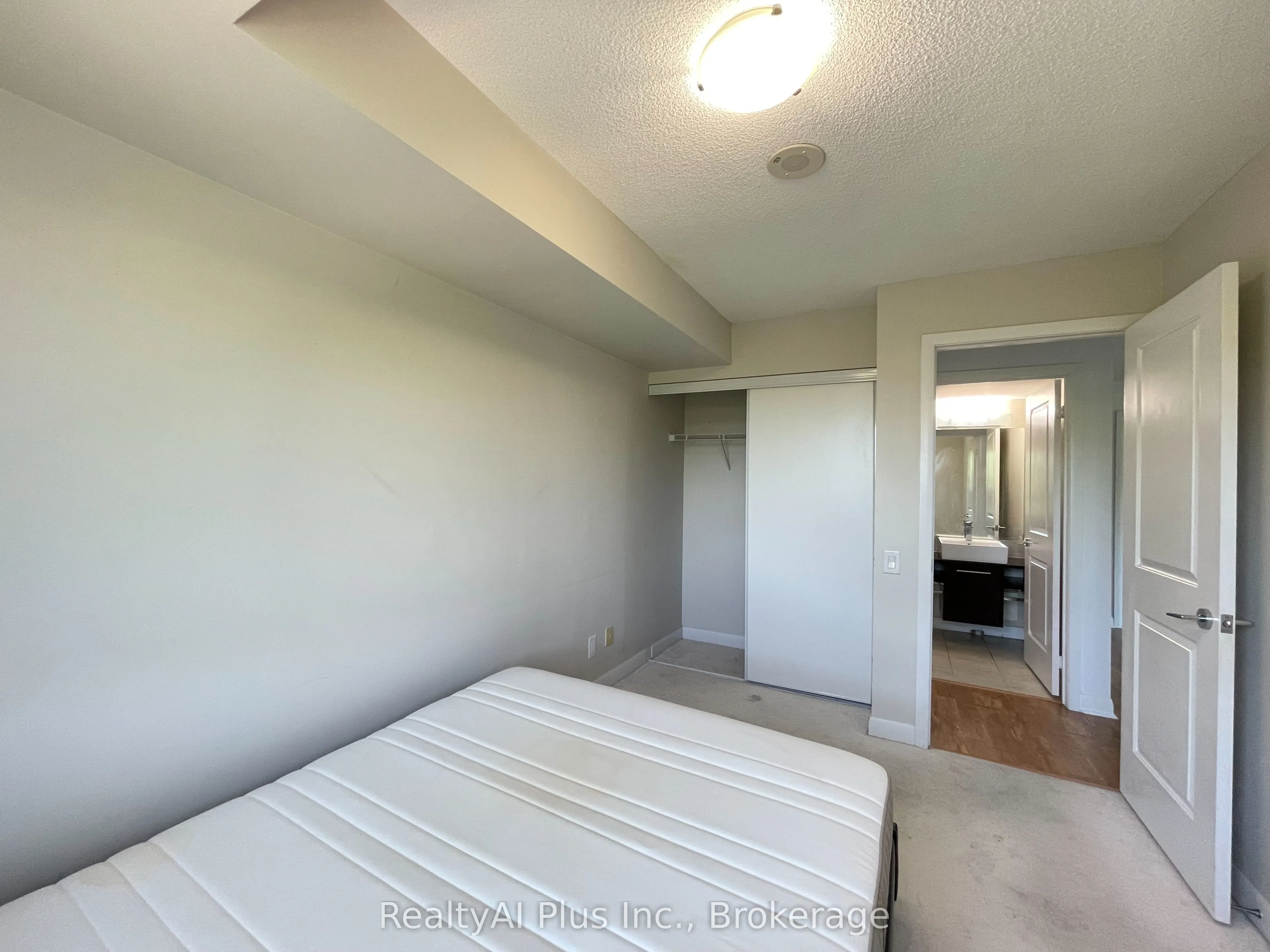 190 Borough Drive #805