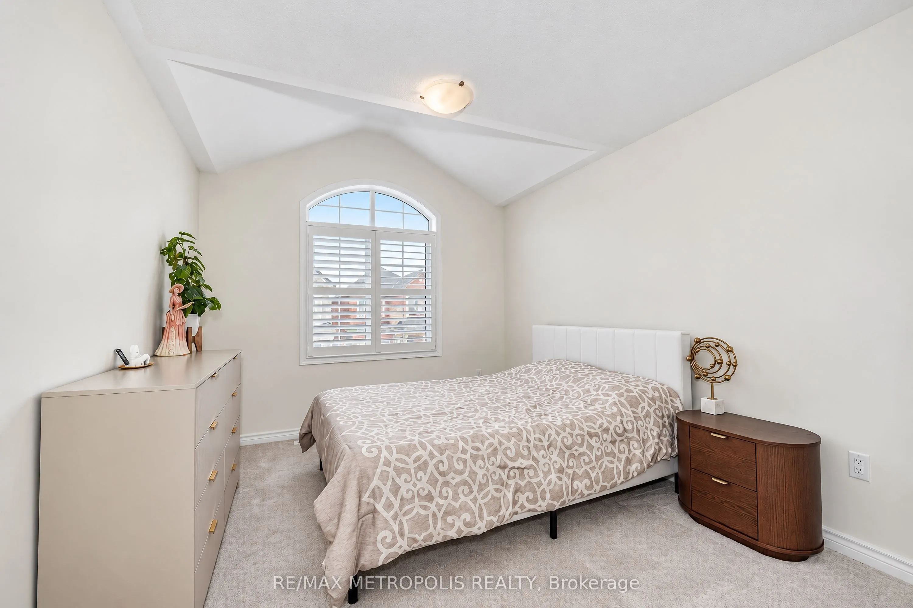 3237 Turnstone Boulevard