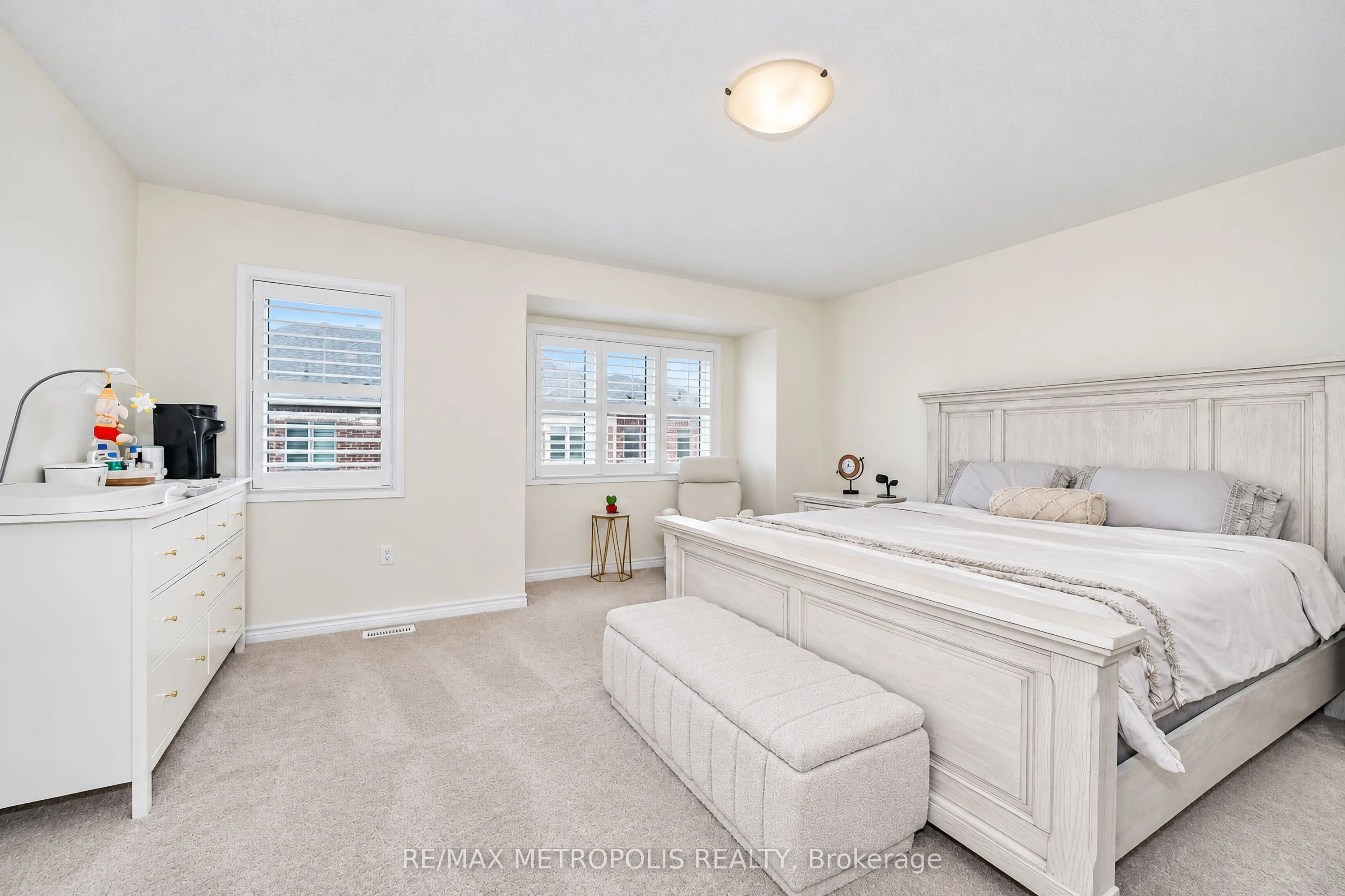 3237 Turnstone Boulevard