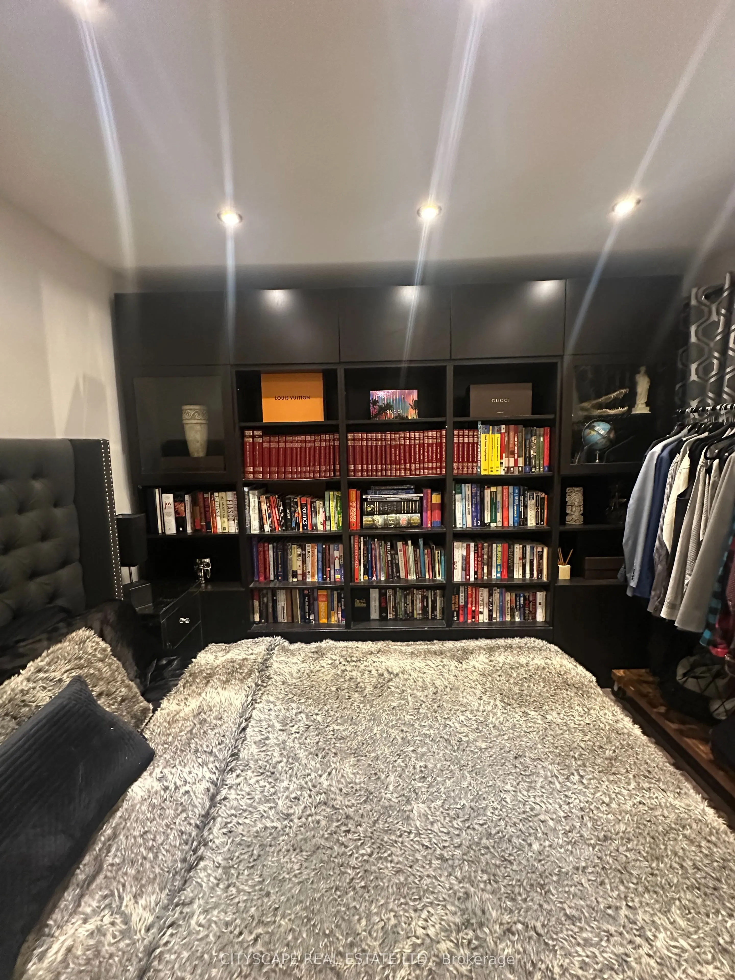 137 Ravenscroft Road #Main Floor