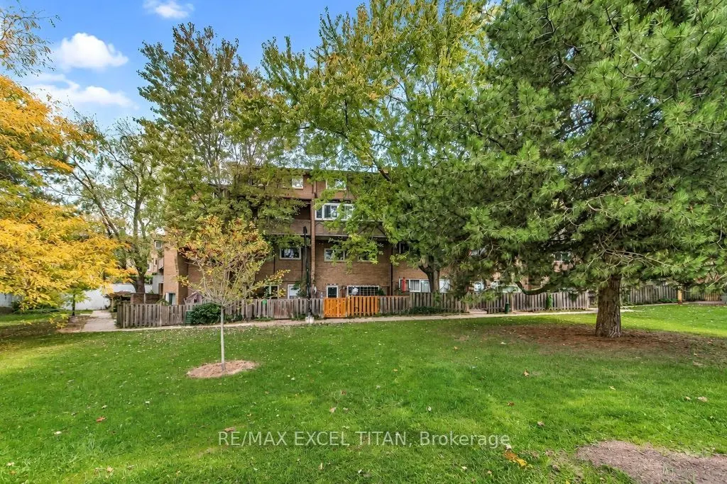 50 Scarborough Golf Club Road #153