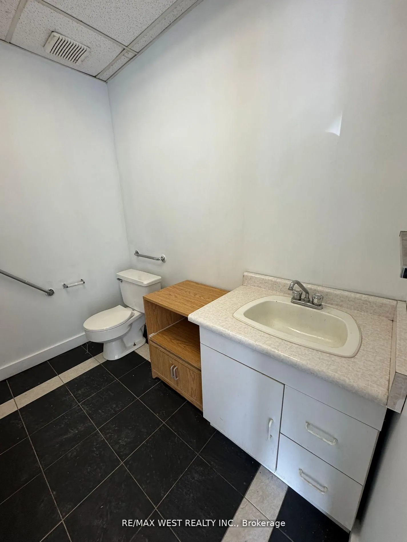 5310 Finch Avenue E #34
