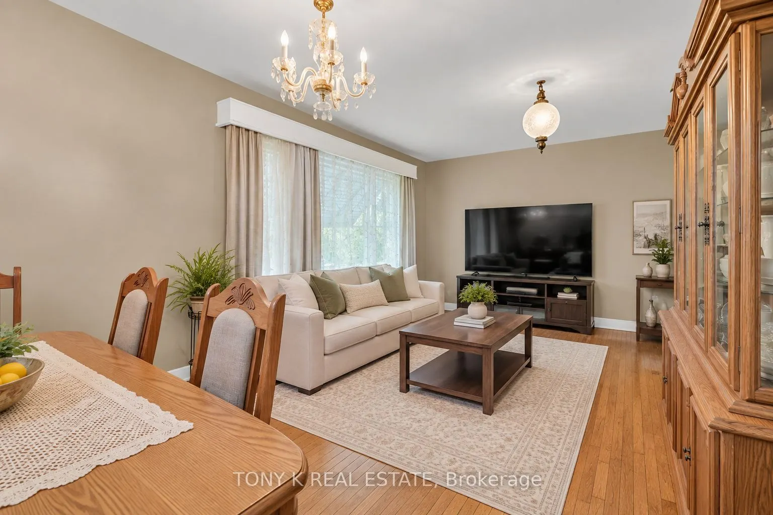 102 Haileybury Drive