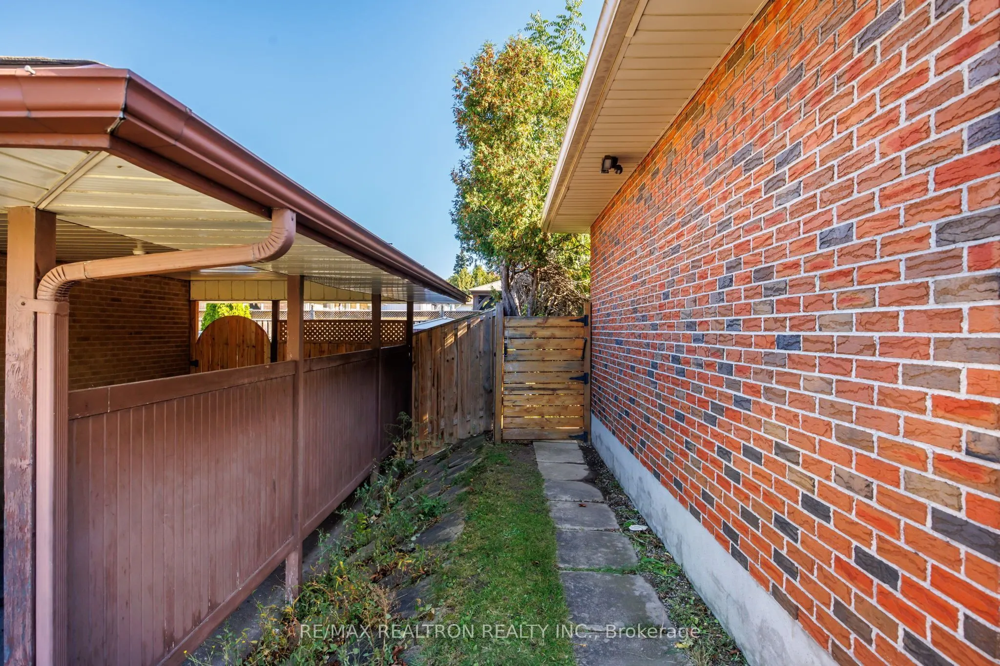 21 Athabasca Street