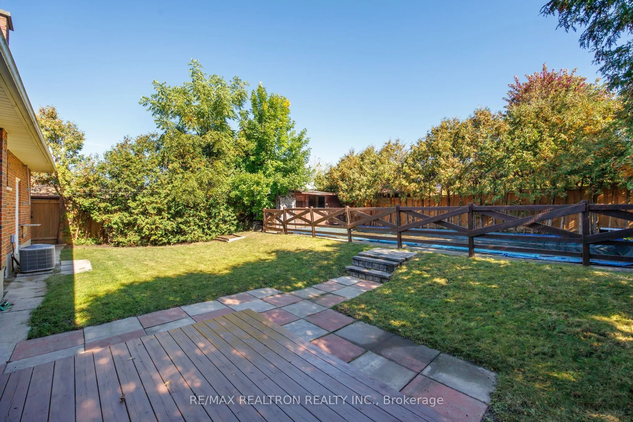 21 Athabasca Street