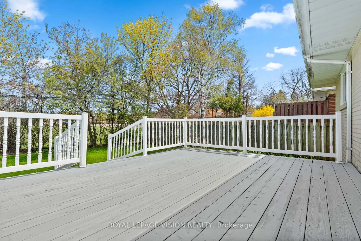6 Macduff Crescent
