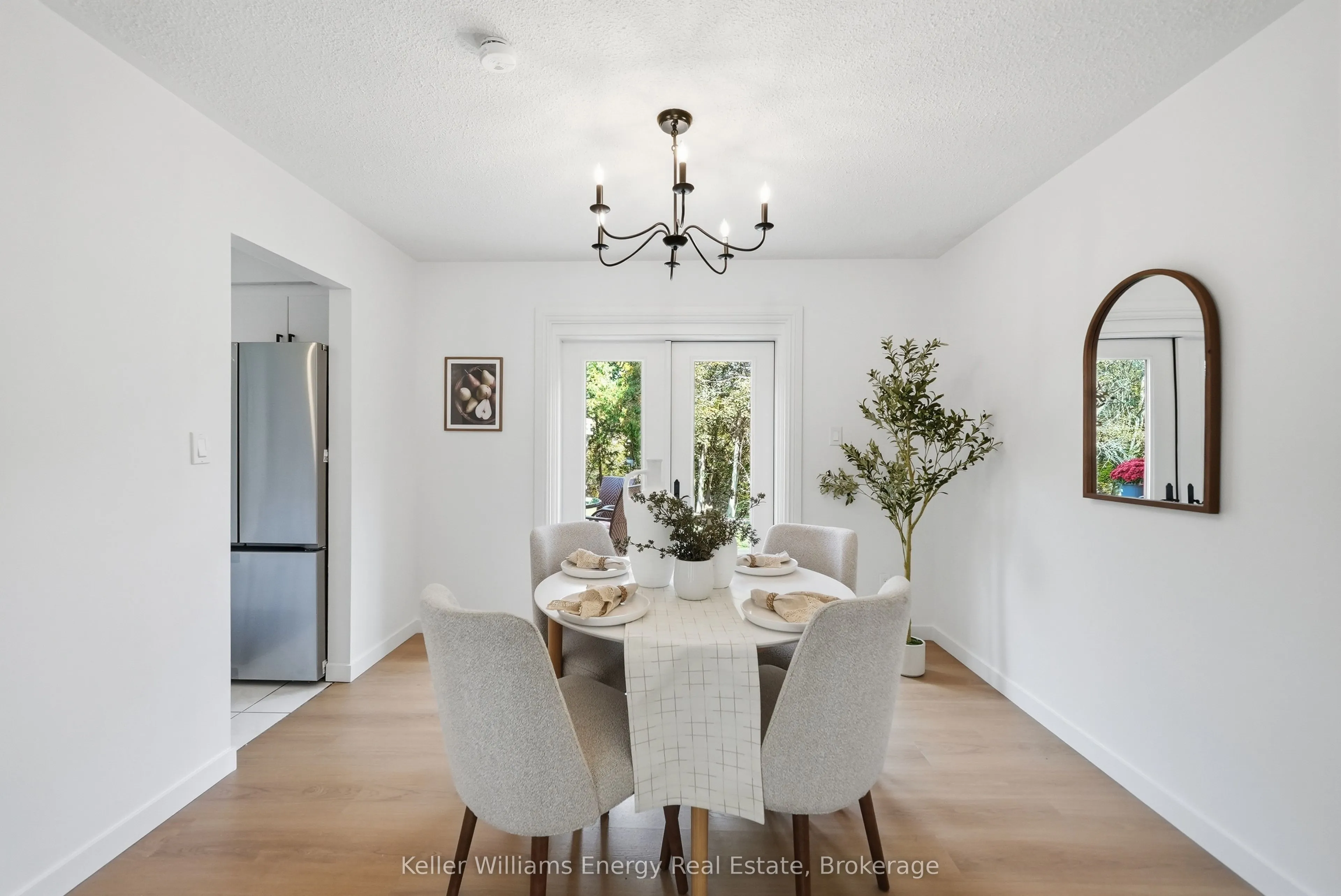 877 Capri Court