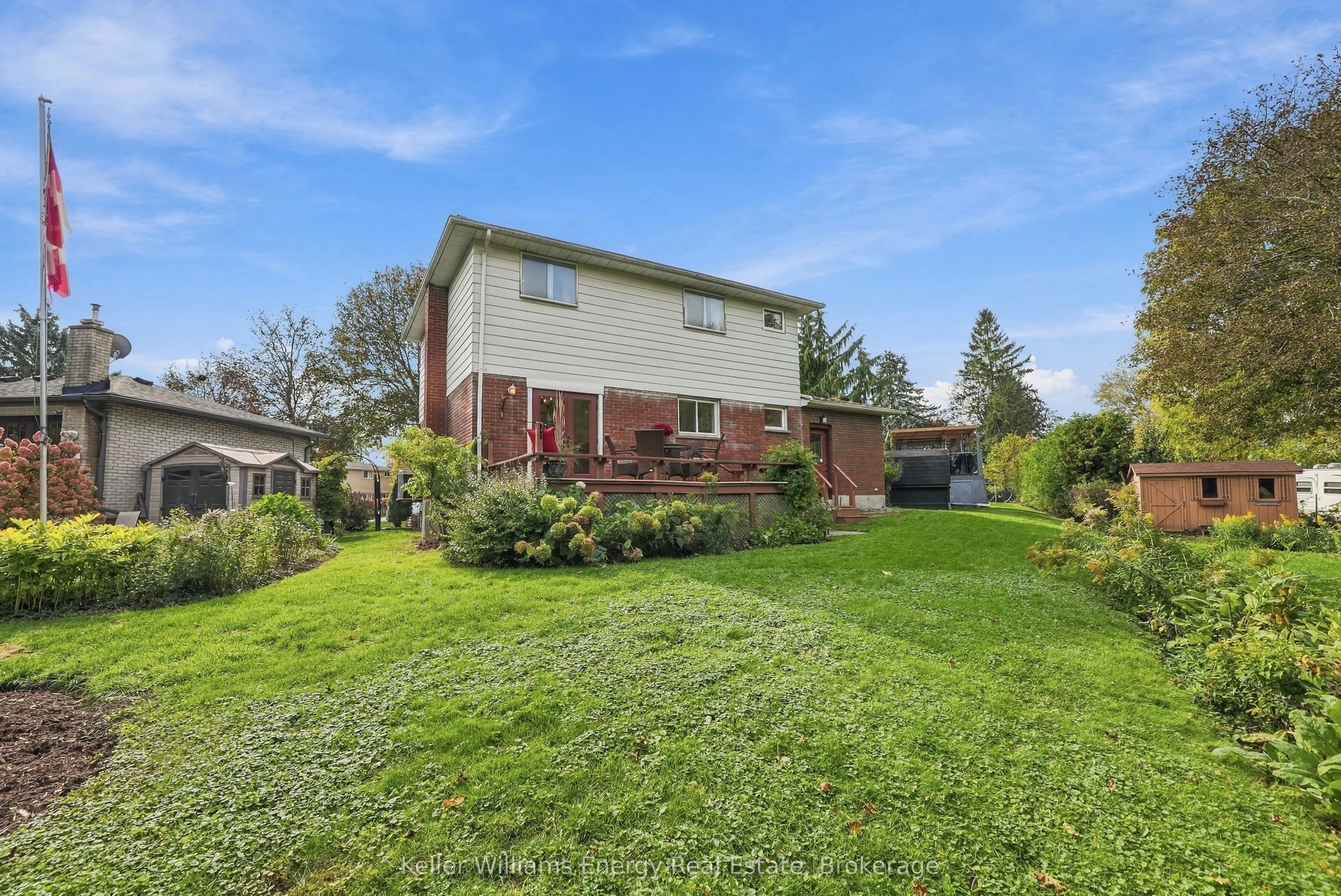 877 Capri Court