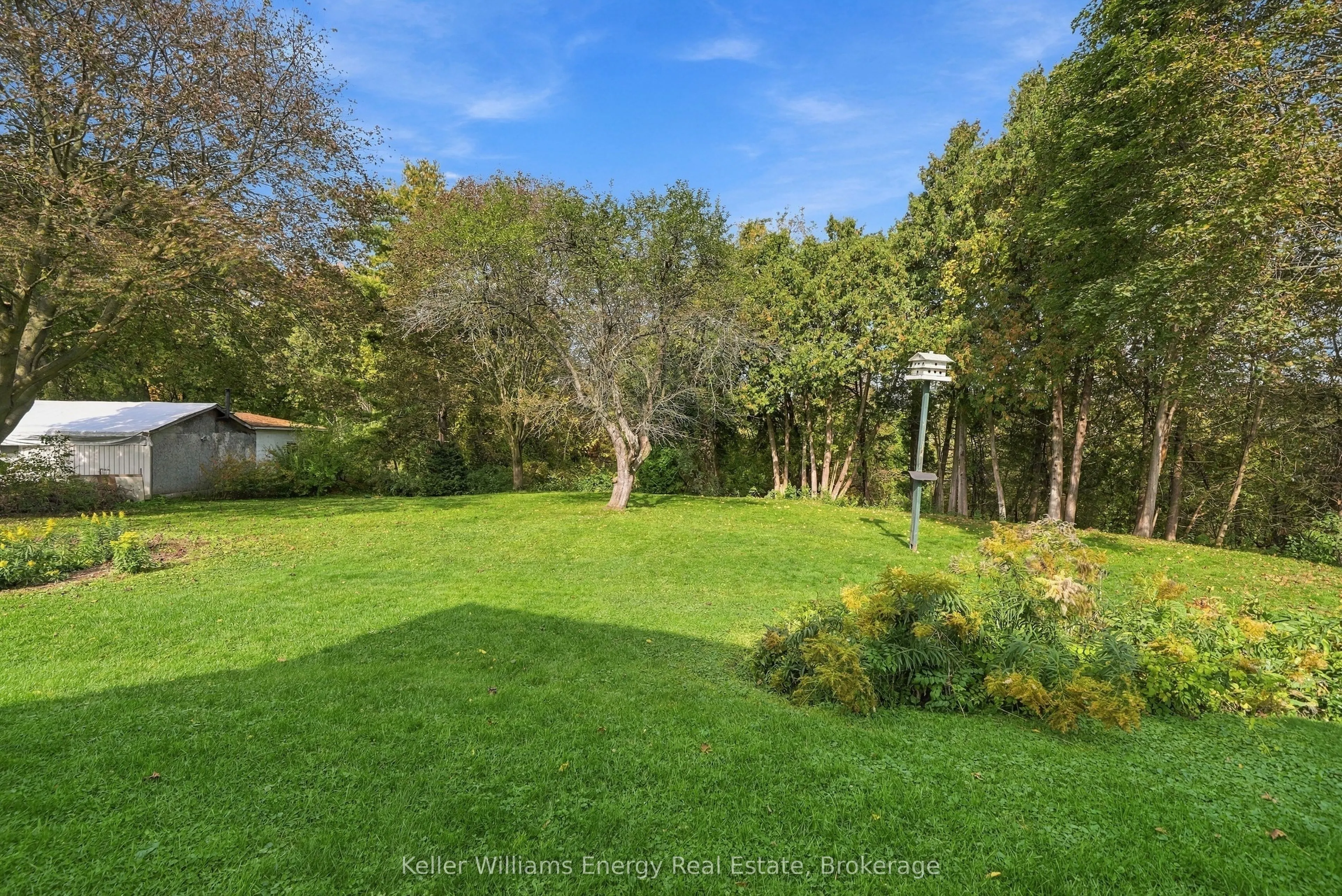 877 Capri Court