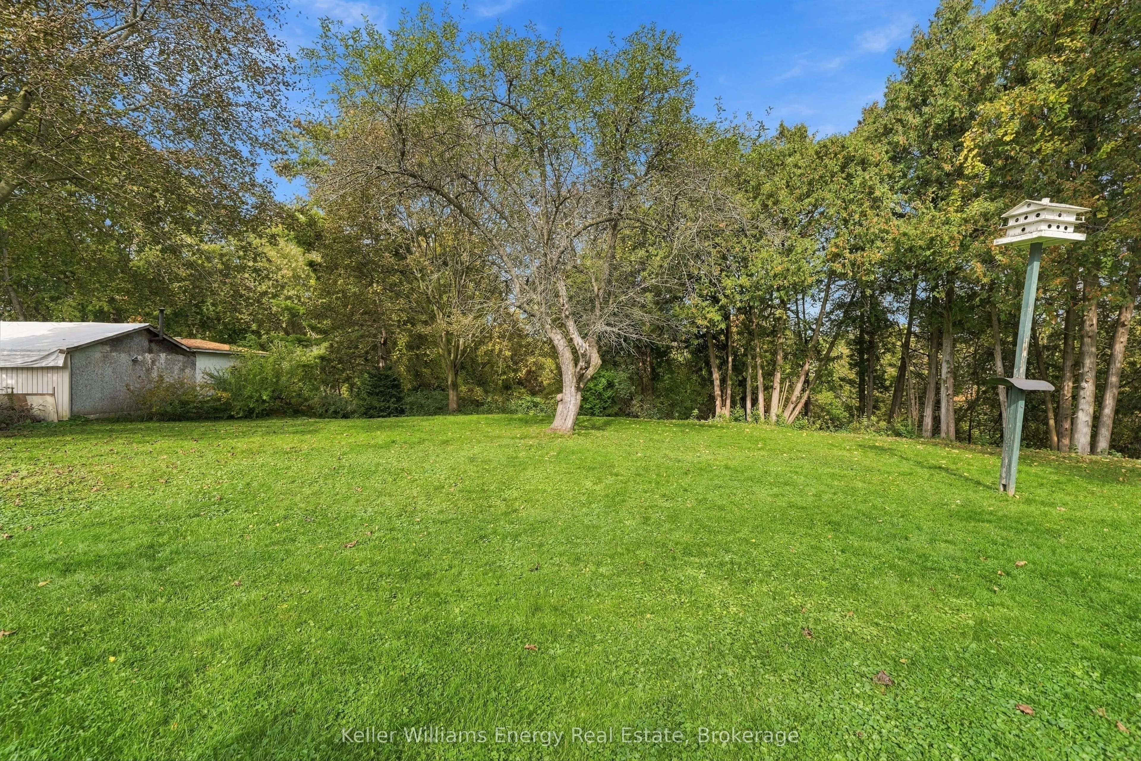 877 Capri Court