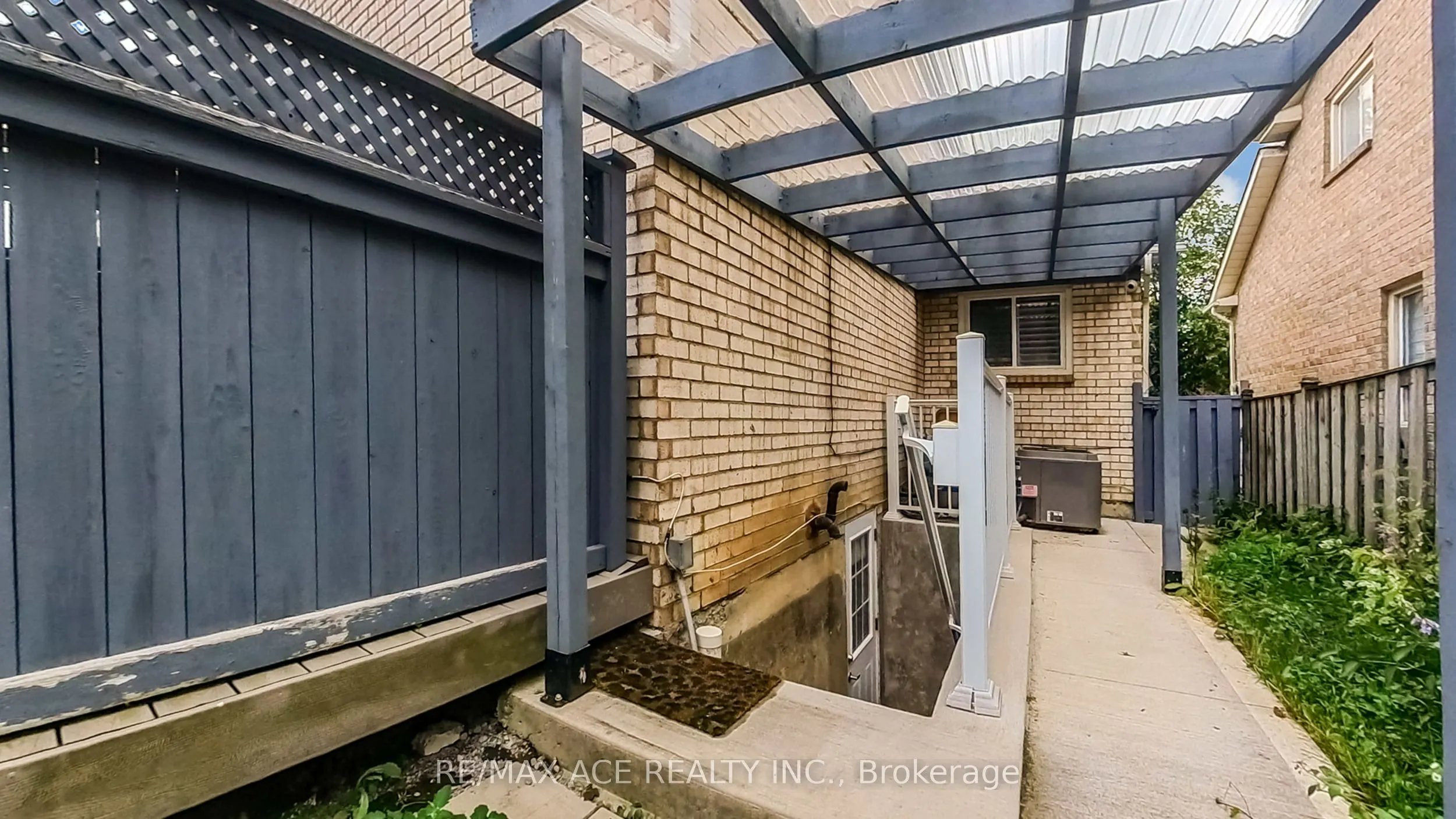 15 Brennan Road