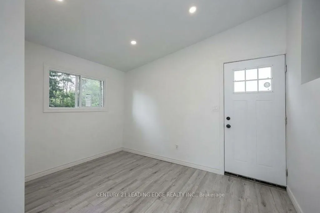 10239 Cochrane Road