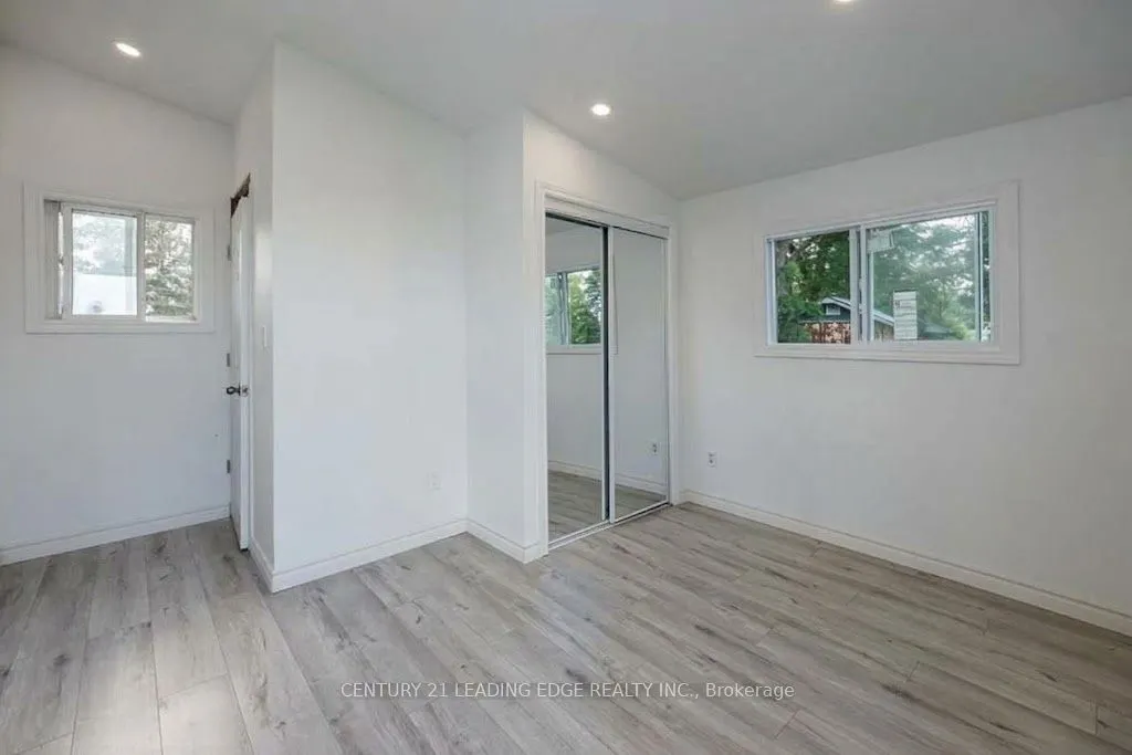 10239 Cochrane Road