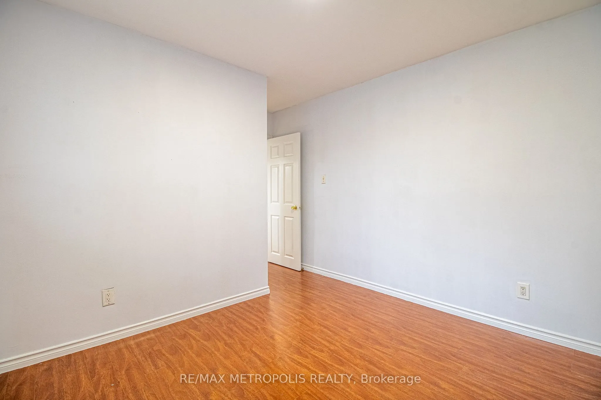 57 Chancellor Drive #Upper