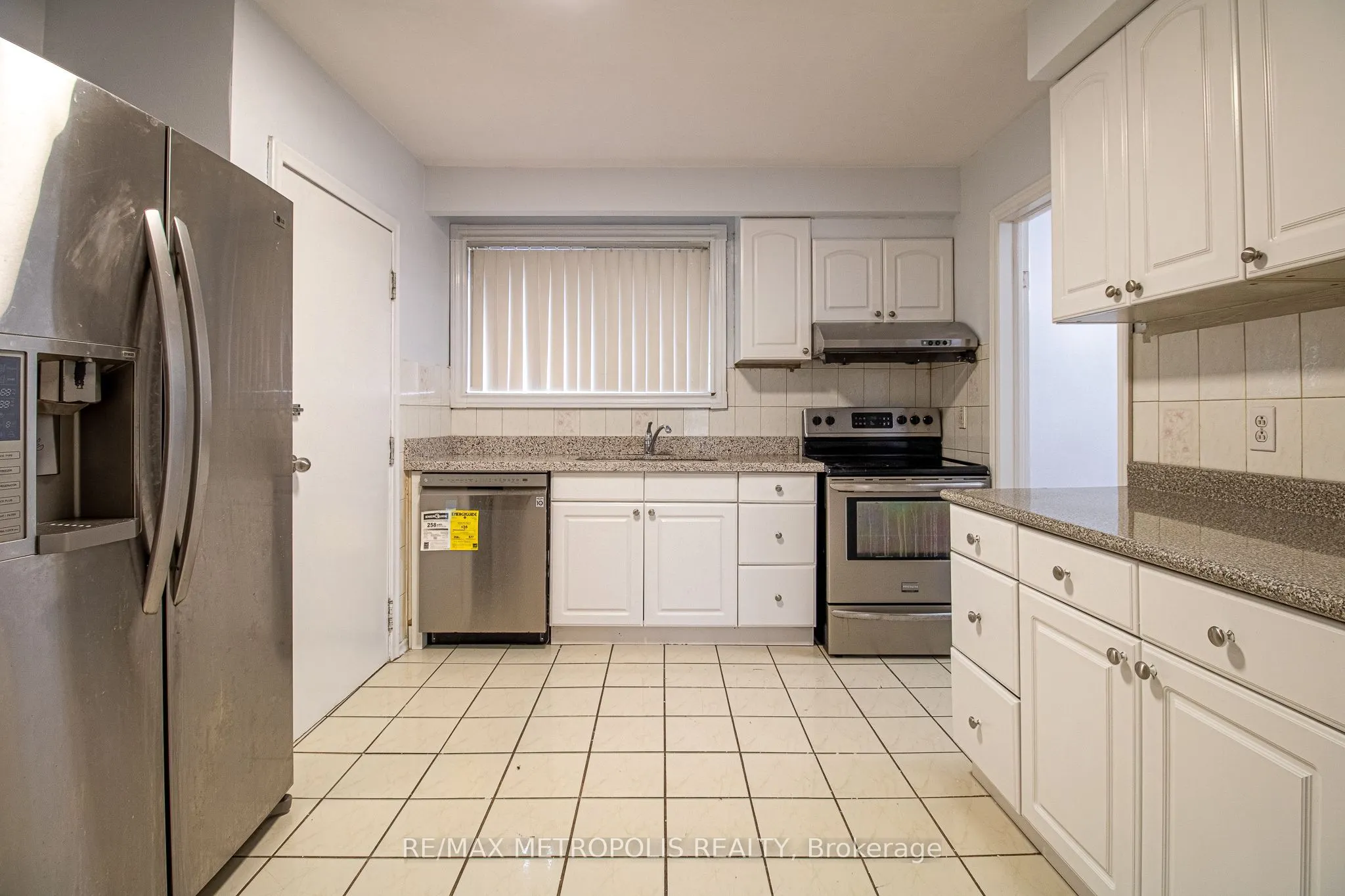 57 Chancellor Drive #Upper