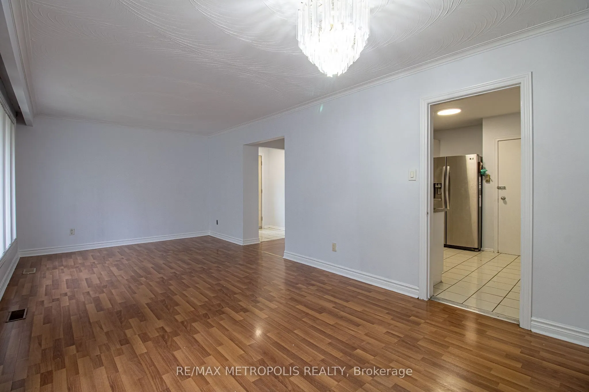 57 Chancellor Drive #Upper
