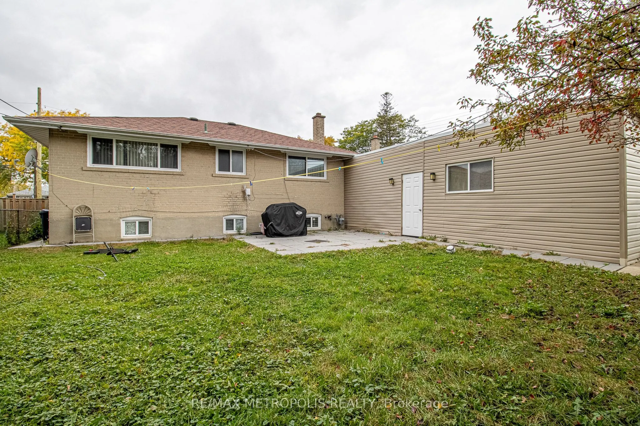 57 Chancellor Drive #Upper