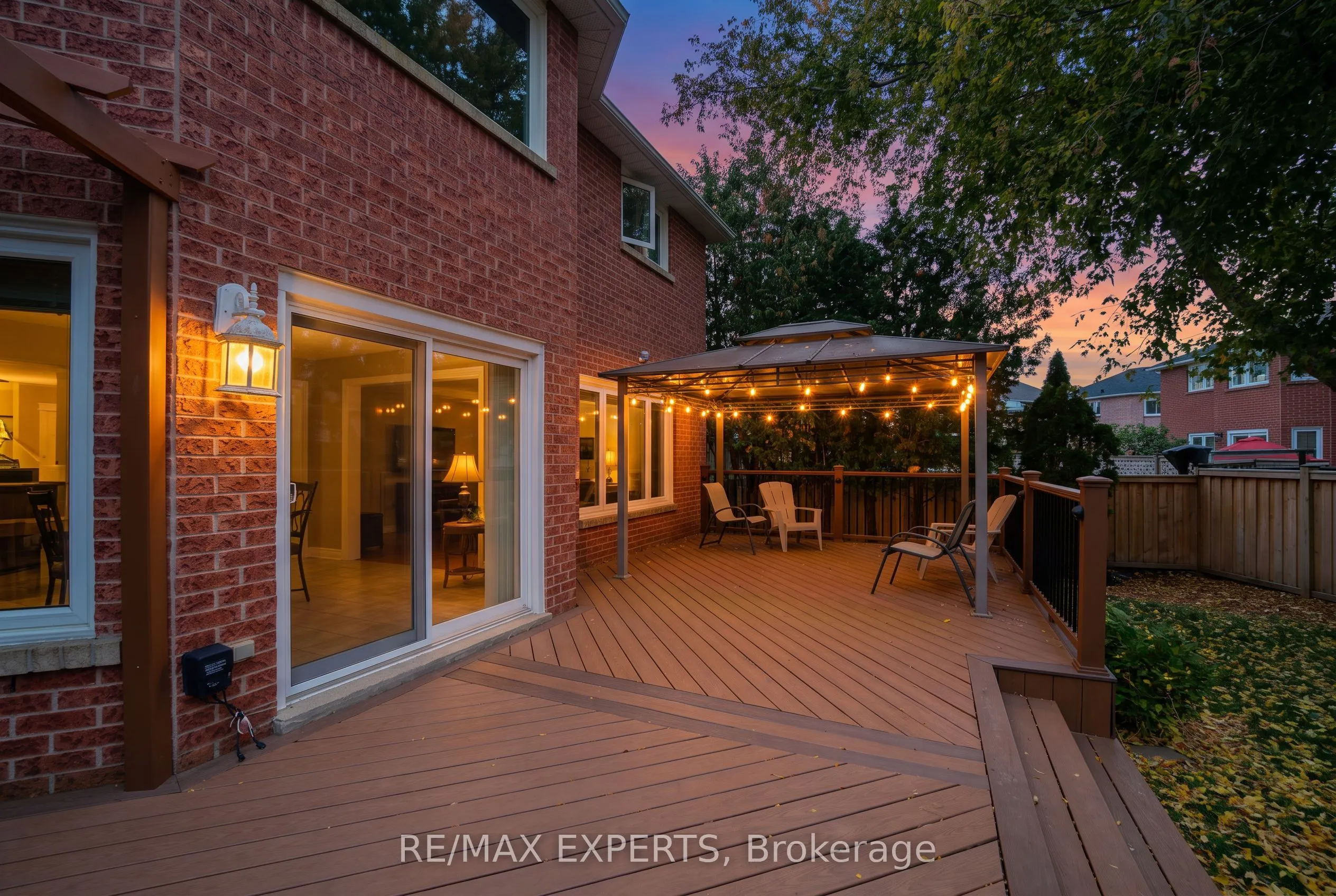 231 Mossbrook Square