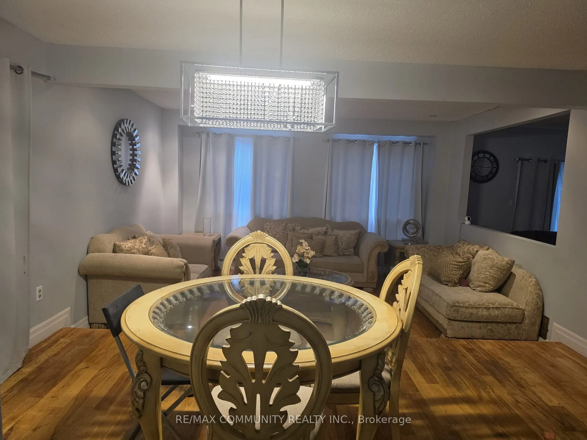 36 Beaumont Drive #Upper