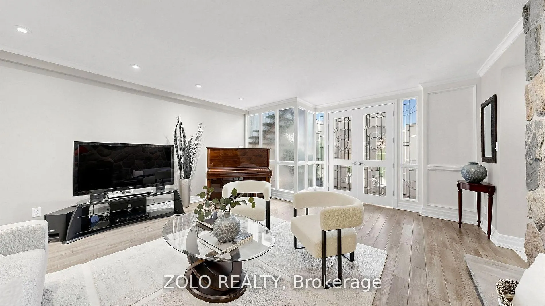 41 Meadowcliffe Drive
