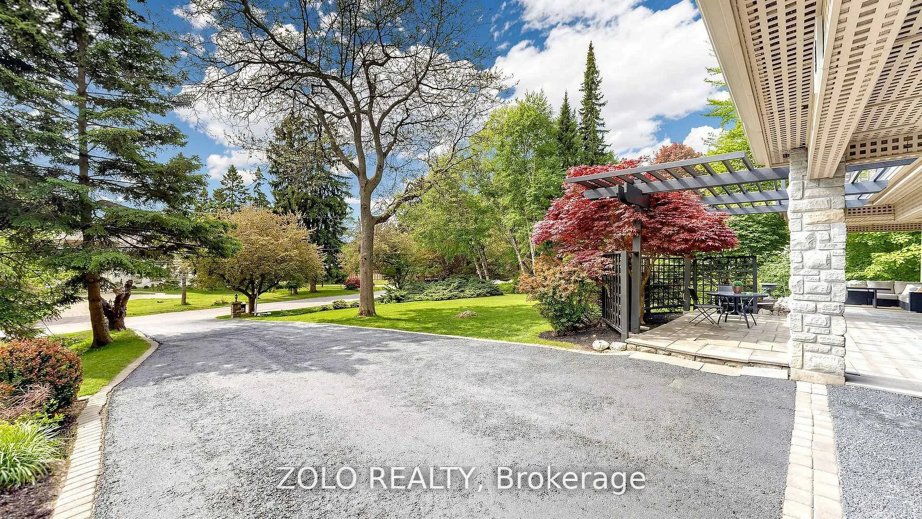 41 Meadowcliffe Drive