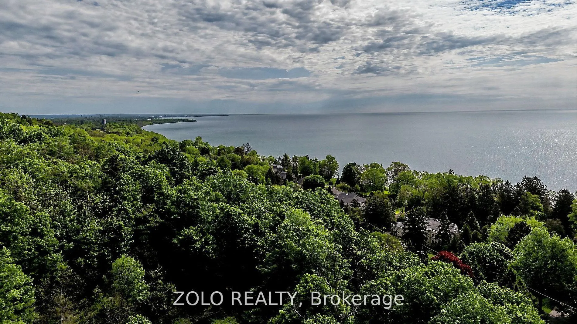41 Meadowcliffe Drive