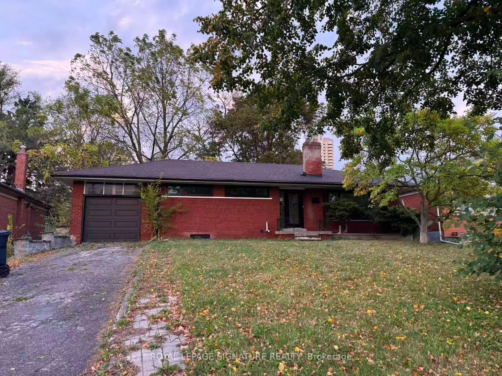 120 Earlton Road