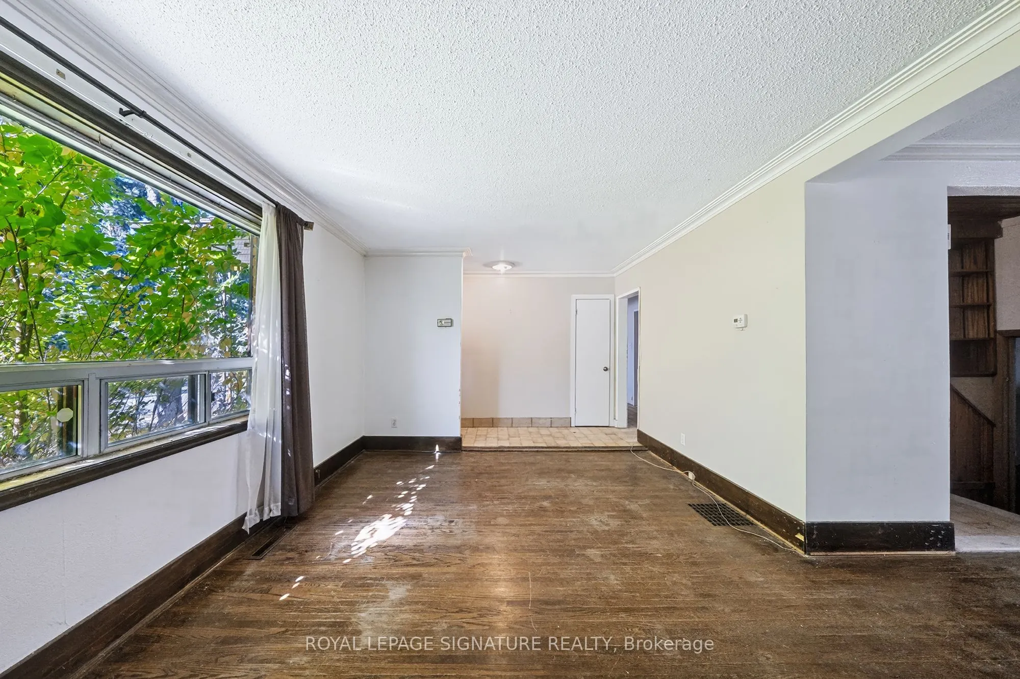 122 Earlton Road