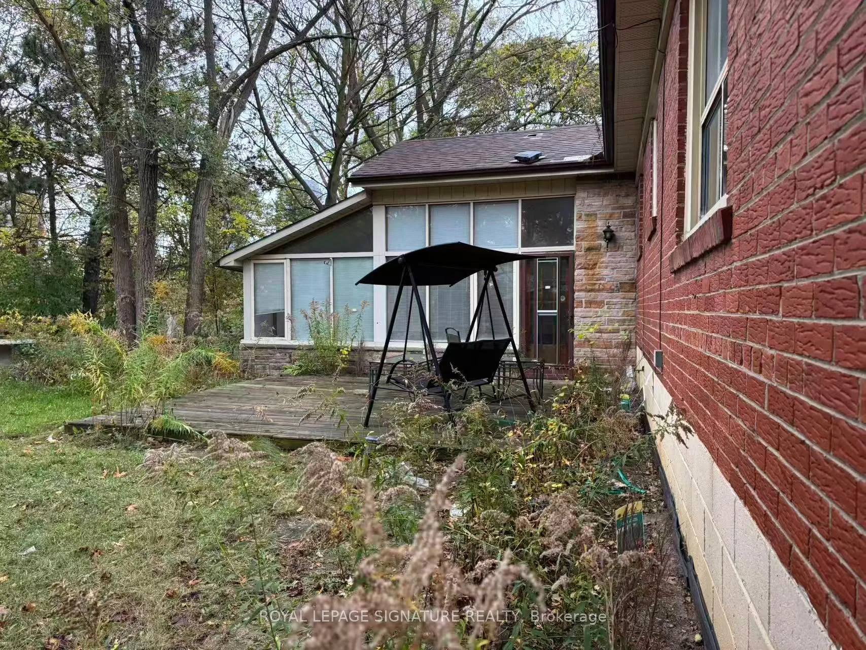 122 Earlton Road