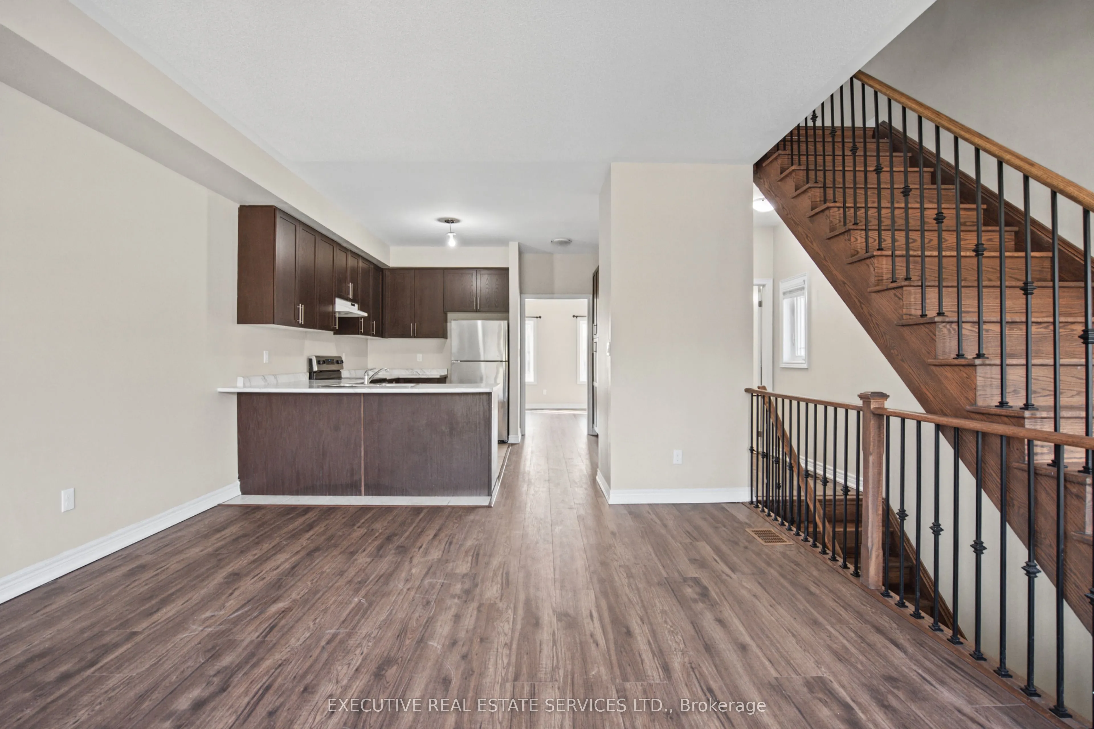 20 Waterstone Way