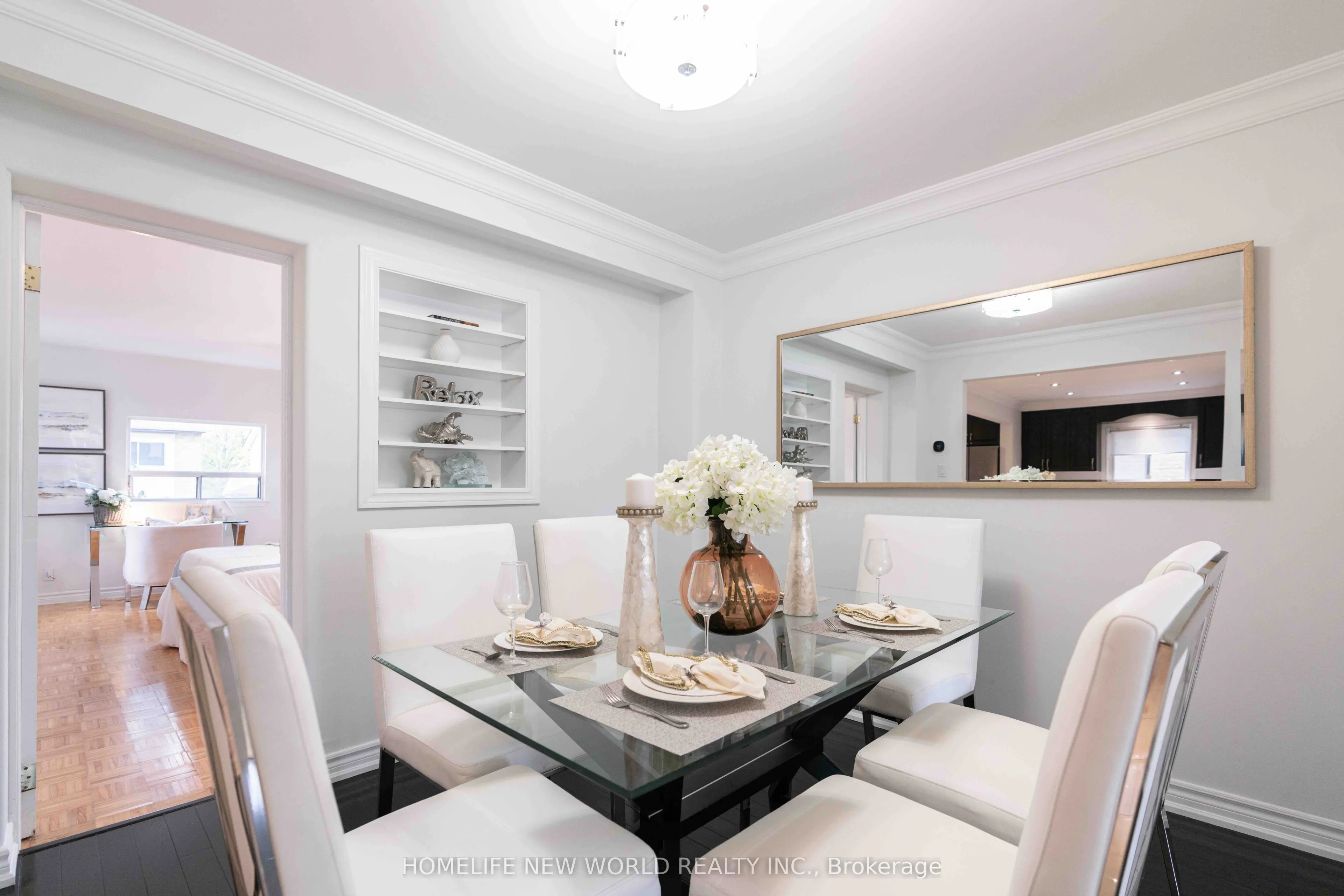 102 Alexmuir Boulevard