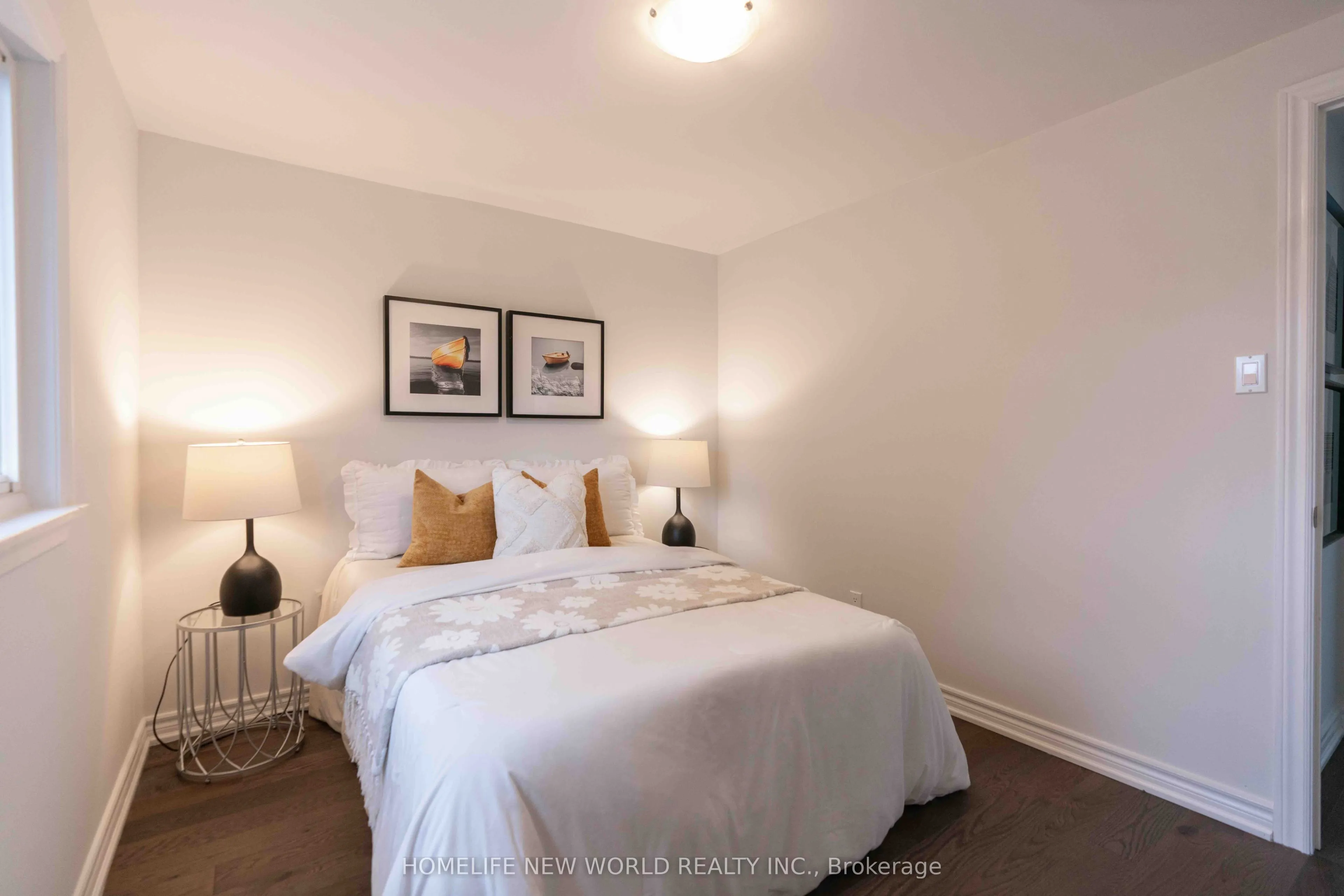 102 Alexmuir Boulevard