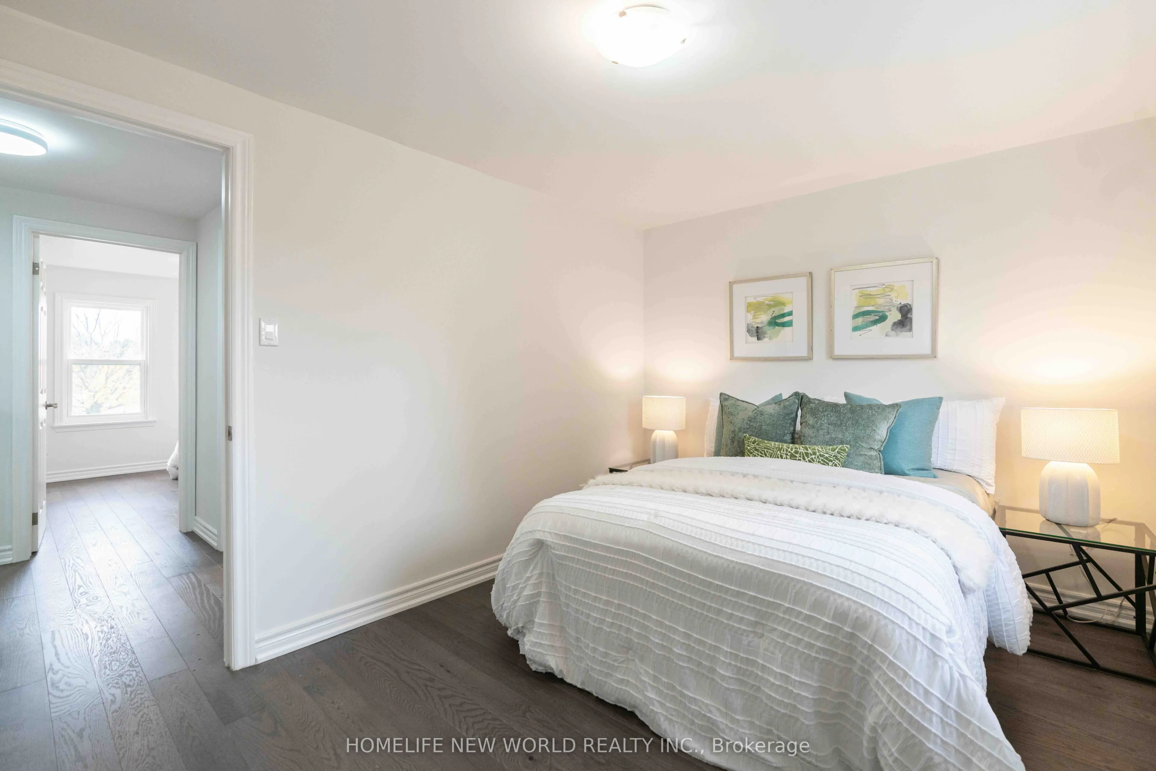 102 Alexmuir Boulevard
