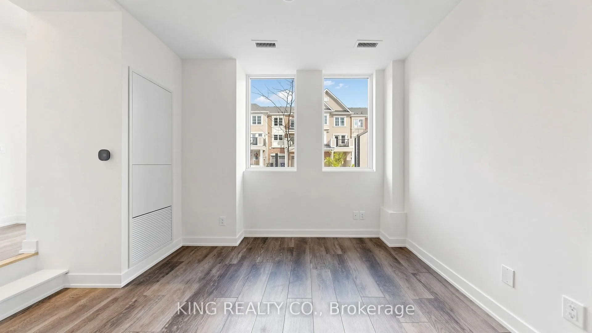 90 Mendelssohn Street #101