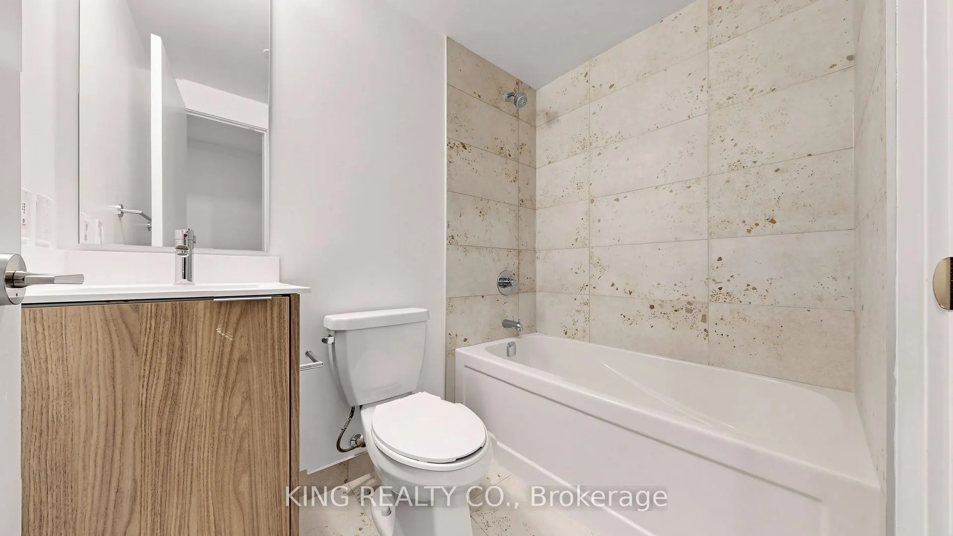 90 Mendelssohn Street #101