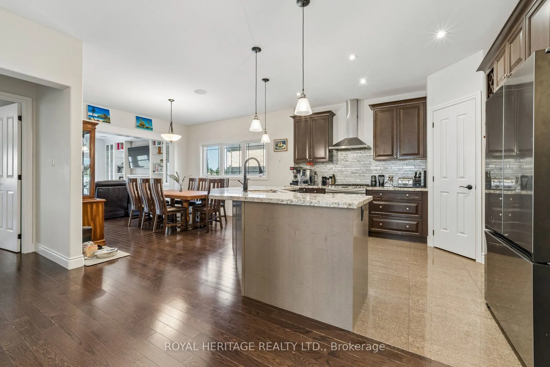51 Gloria Crescent