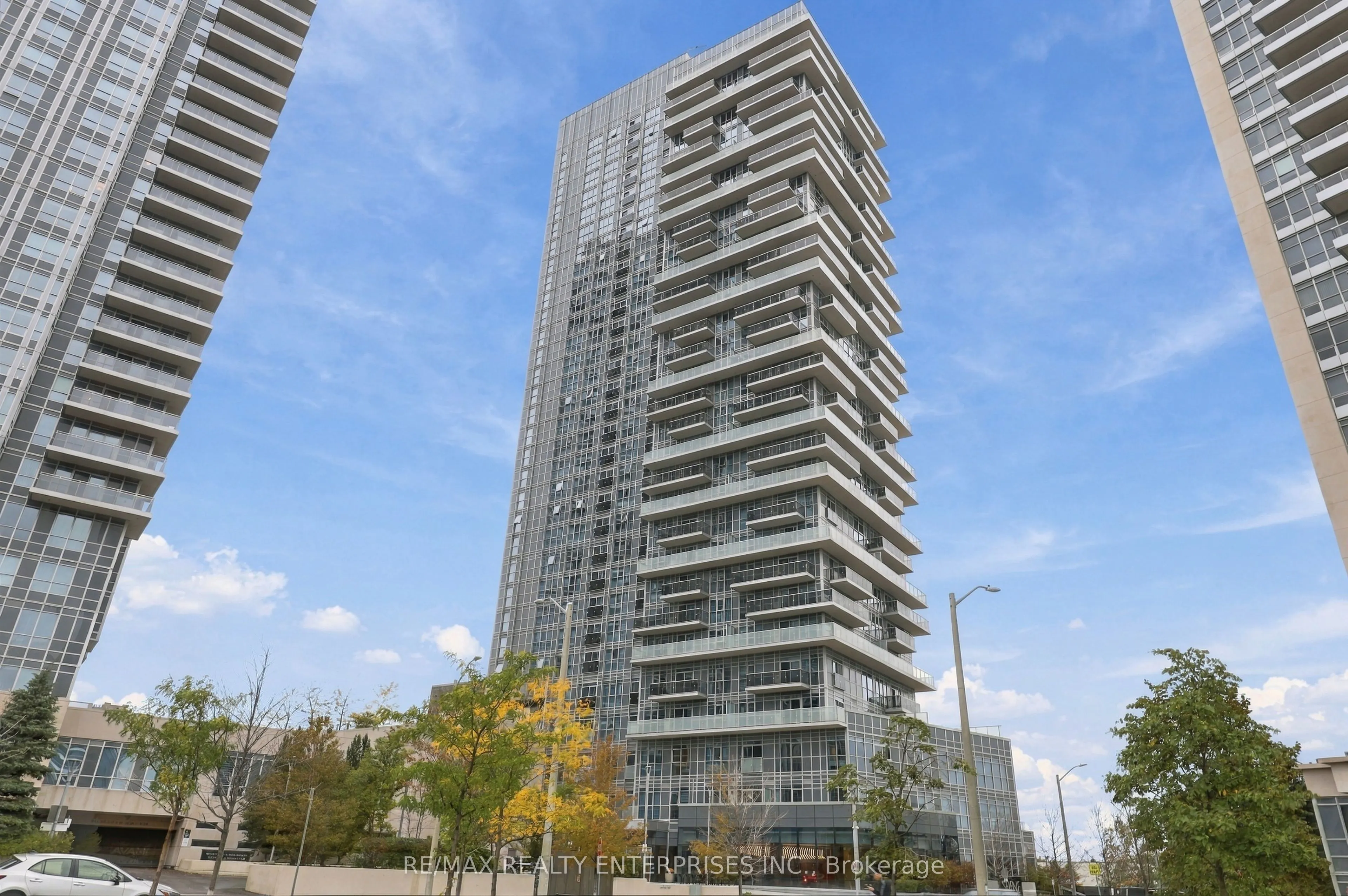 225 Village Green Square #1004