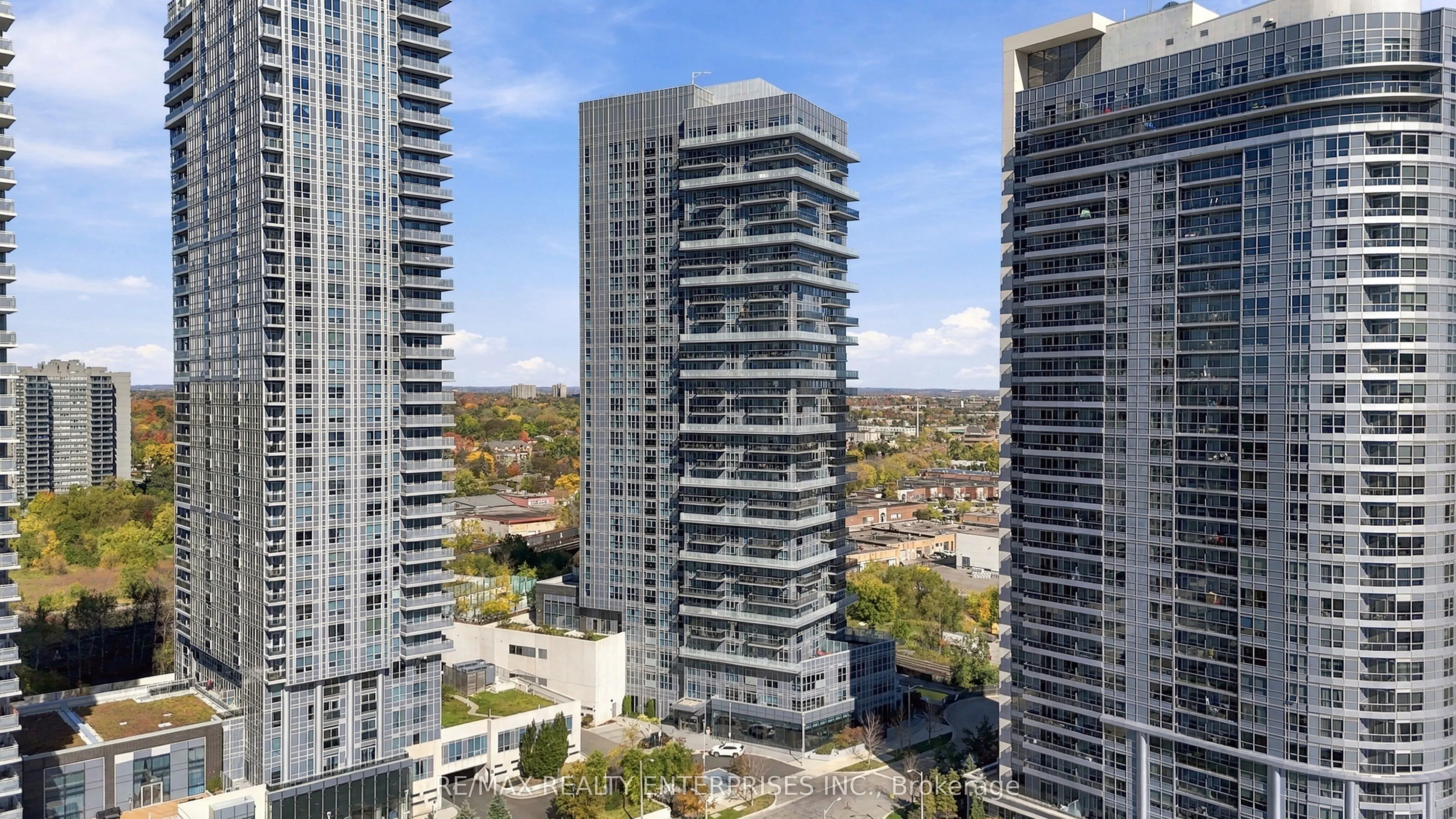 225 Village Green Square #1004