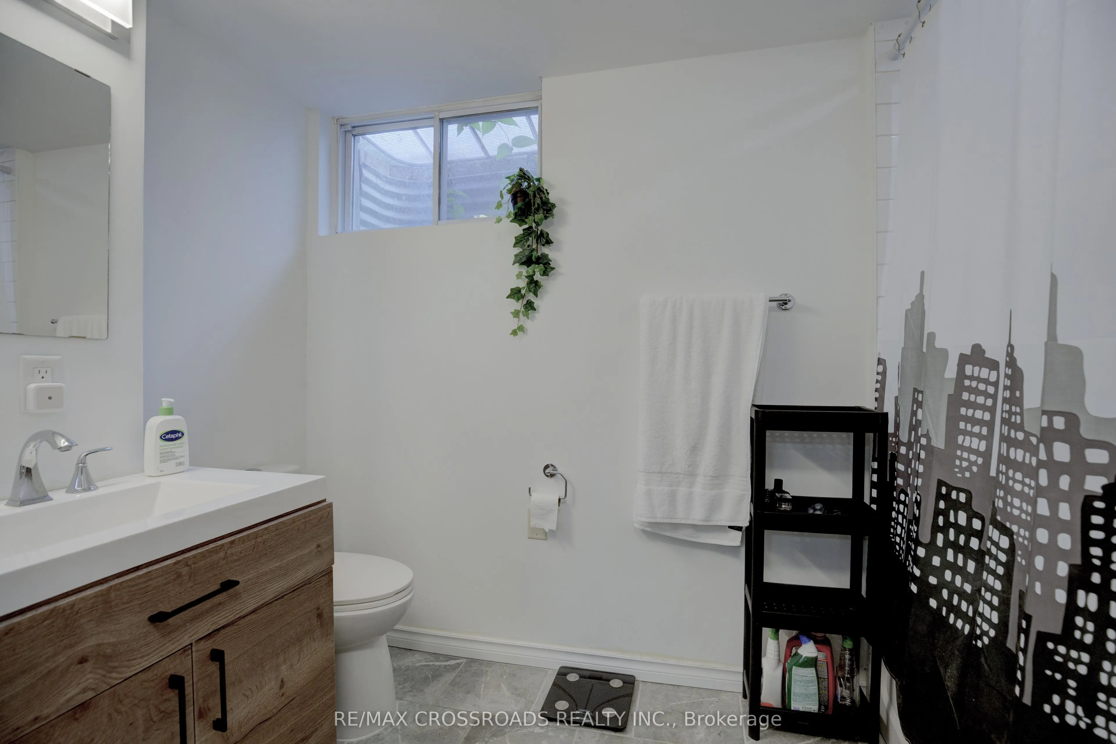 2 Viceregal Court #(Basement)